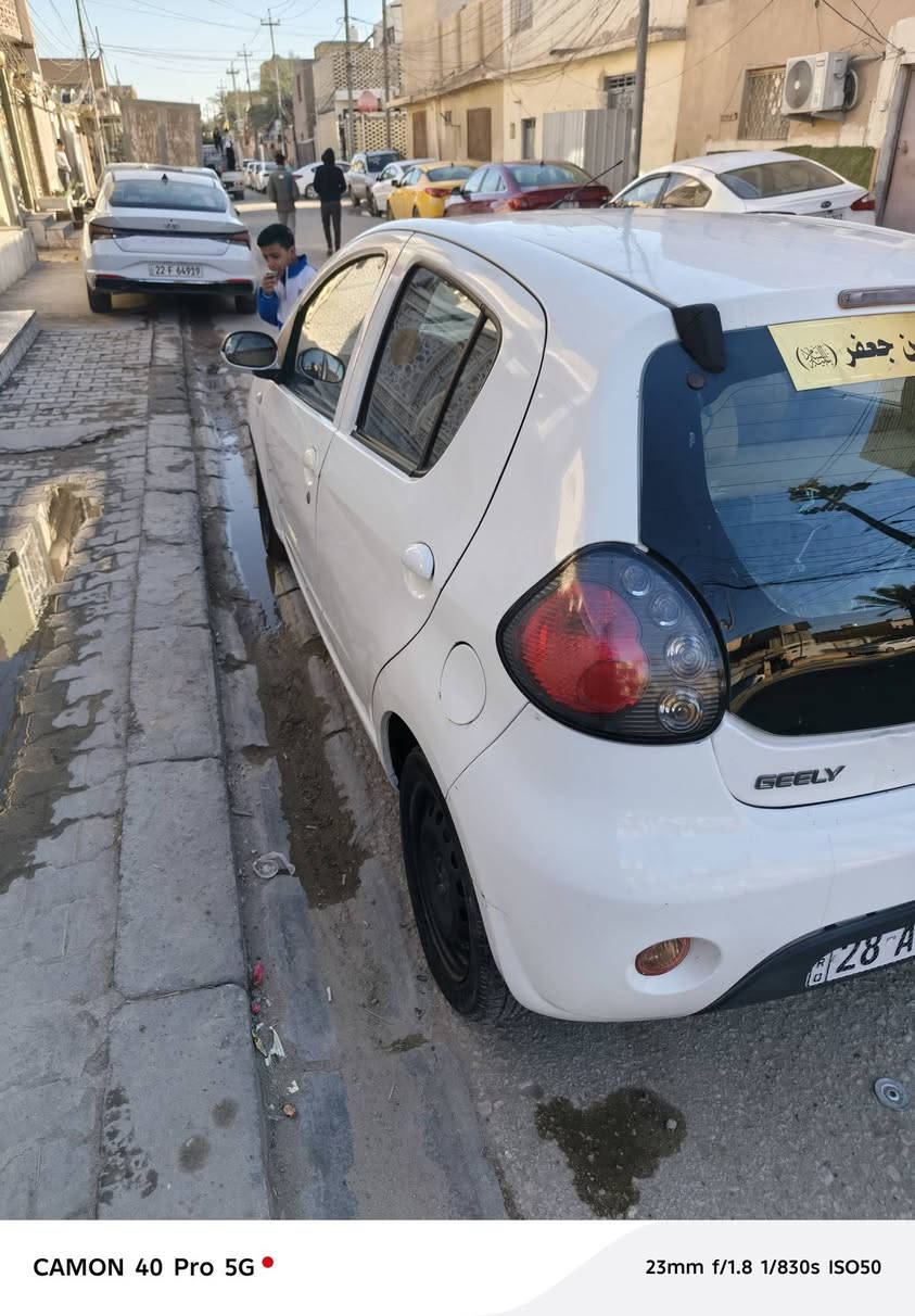 السلام عليكم بانده موديل 2013 سياره مكفوله تبريد حداديه تخم تاير مكينه كير سياره بسامينه السعر 48 بيه مجال قليل مكان سياره نجف التصال ***********
