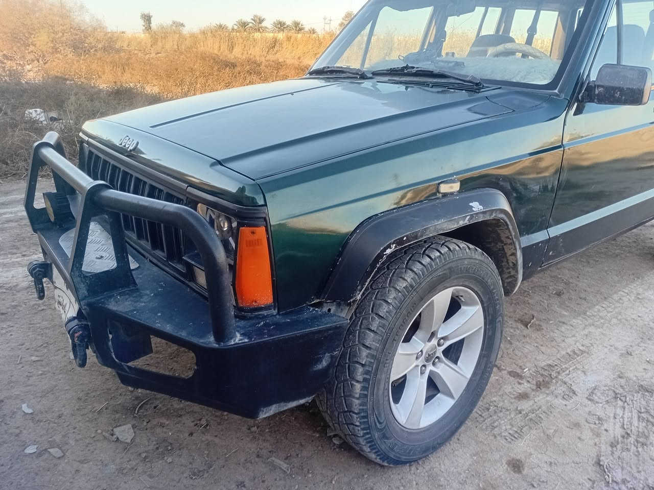 للبيع جيب شيروكي موديل ١٩٩١ رقم سليمانيه سنويه ساقطه سيارة جاهزة مكينه وكير ففتي للبيع السعر ٣٩ مال بيع مكاني. اليوسفيه شراي اتصل ***********
