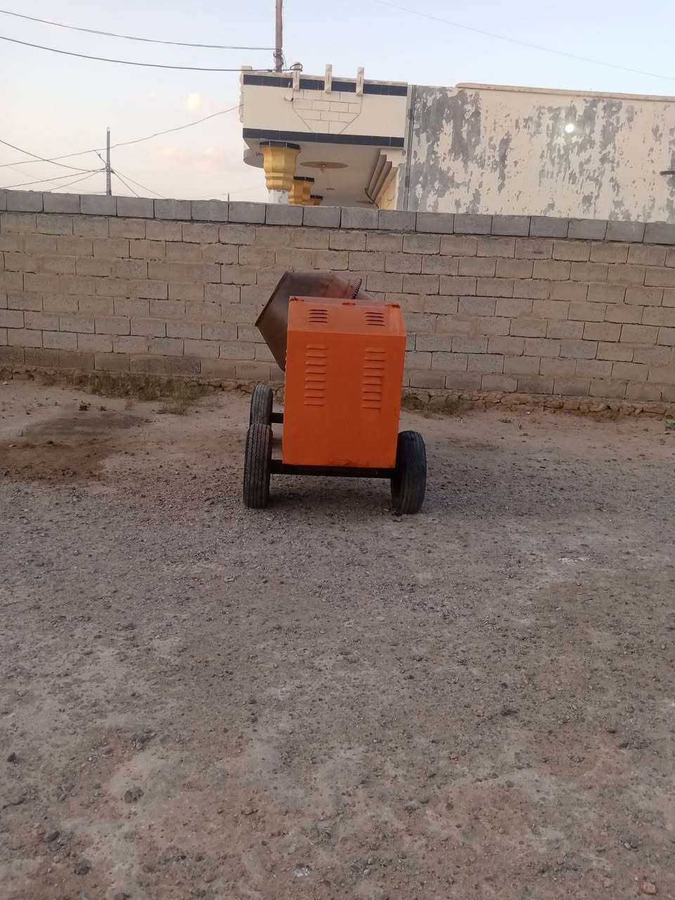 خباطه للبيع لبناني باب أول مستعمله شهر فقط كدر مكفول خباطه مكفوله من كلشي السعر (((مليون٥٥٠)))) السكن الرمادي التواصل ع هاذه الرقم ***********
