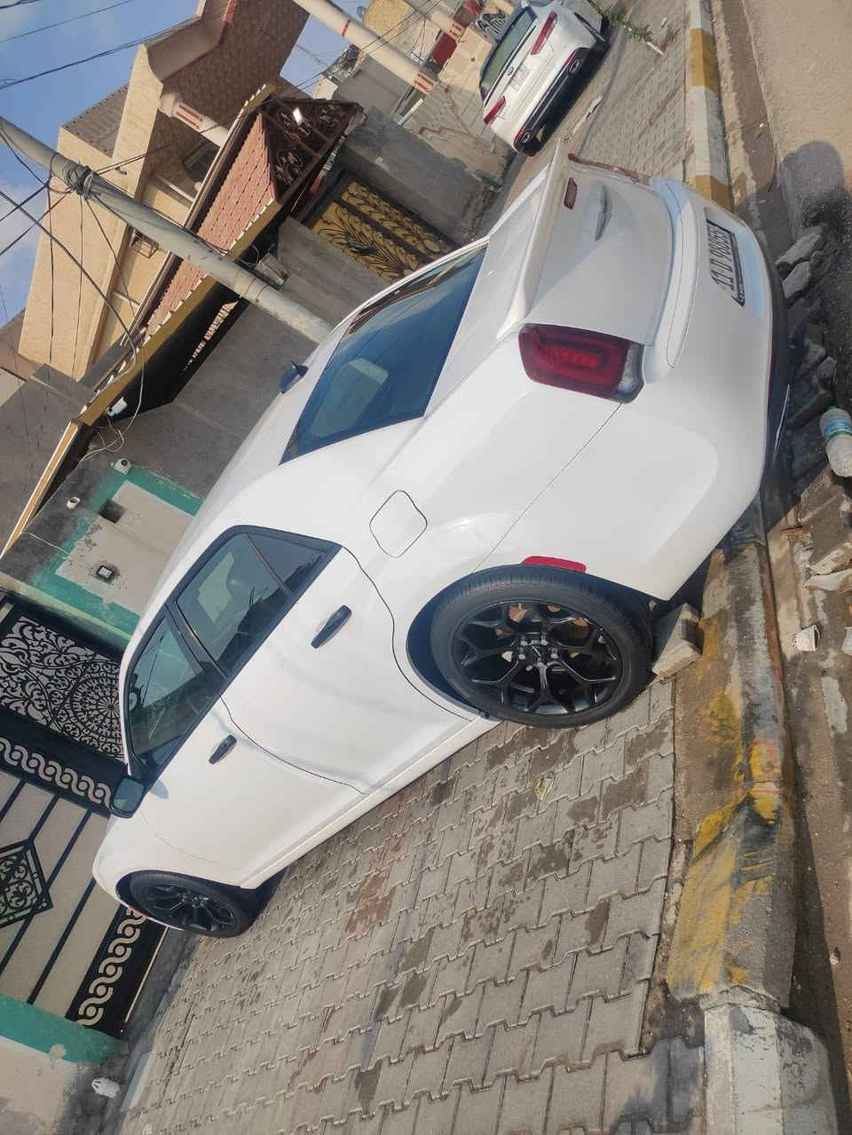 السلام عليكم أوباما موديل 2018 فئه 300S رقم بغداد انكليزي مميز هزه وسنويه جديده إلى 2031 السياره فول مواصفات عدا الفتحه تبريد ثلج كير ومكينه V6 مكفولات  ***********
