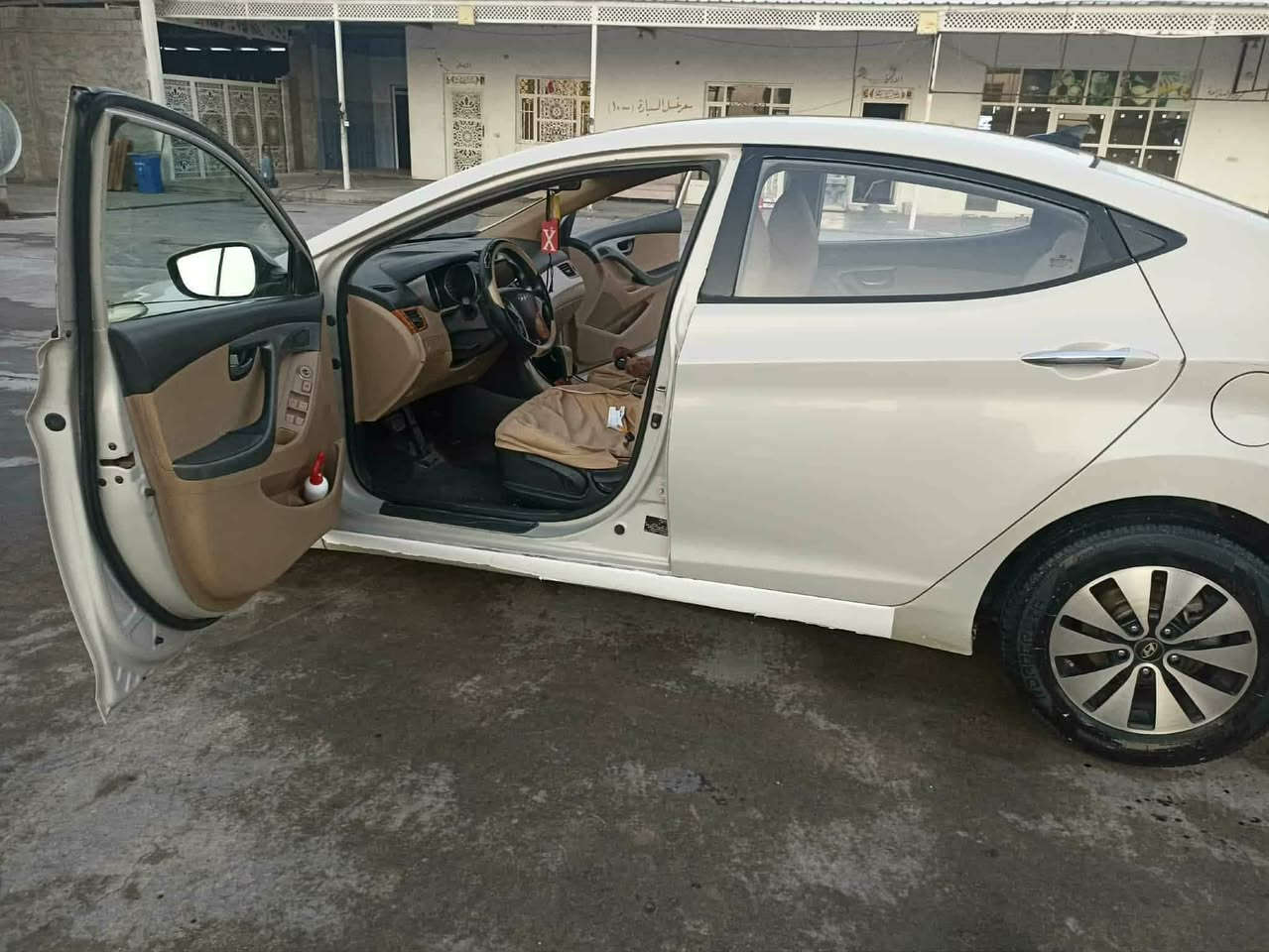 النترا ١٢مضلع بيها صفحه صبغ بدون دواخل مكفوله تكم لغود شواصي كلها مكفوله السونار موجود يمك بالصور محرك كير تبريد تخم تاير ويل كب كلها خير من الله السعر 95  يرادلها شويه ترتيبات فقط الباقي خير من الله للبيع او مراوس بسياره اقل بالسعر او حسب نوع السياره  رقمها انبار مشروع وطني مكان الحبانيه للتواصل *********** او واتس اب موجود أو تواصل ***********
