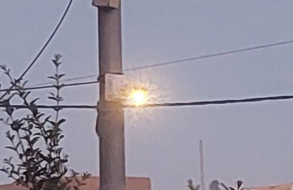 منضومة كامرات اي بي عدد 5 كامرات وهارد ابو ال8 كامرات   المنضومه استعمال قليل وجديده تجي تفحص يلا تاخضهن يو بي اس يدوم ساعتين اذا ماكو كهرباء ماوس بالوتوث بدون واير ***********
