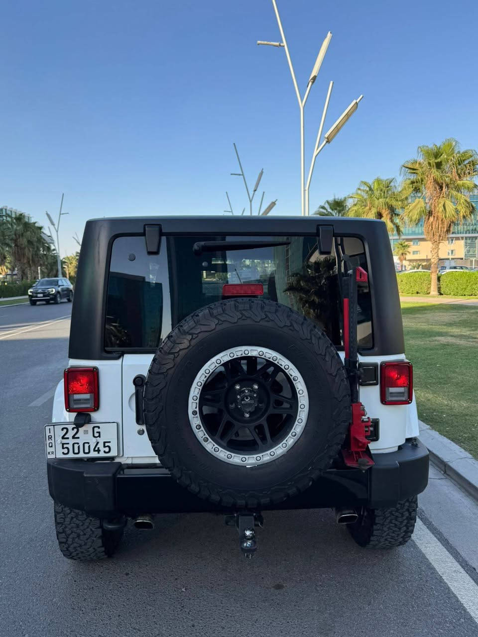 Jeep wrangler - Sahara
•رەنگلەر سەحارە سپی
مۆدێل :2017

•خەلیجی شەریکە هارلم سفری هەولێر
•کلین بێ سبوغ بێ لێدران بێ ئێرباگ
،لەسەر دەقی شەریکە ماوەتەوە

•3600شەش پستن (V6) مەکینە  نەکراوەتەوە / مەکینە مەرغوب

•گێر + مەکینە + ئەکسل+هاوزن+ تبرید +کارەباییات  هەمووی بە
شەرت

مواسفات :-
•گێرتۆماتیک
•دەبڵ ئەکسل4*4
•تعدیل سرعە سوکان ڤۆلیۆم
ABS کۆنترۆلی نشێوی و•
•جام کارەبای
•ئاوێنەکارەبای و هیتەر،
•کوشین هیتەر
•تسجیل قلاب بیلادی
(Bluetooth+USB+AUX)
•قفل مەرکەزی
•شاشە و کامیرە
•لایتی پێشەوەی لید
•حساسی تایە
•سەقف پلاستیک (ڤایبەر گلاس )
•سەیارەکە (٣.٥)ئینج بەرز کراوە
BF goodrich ٤تایەی و سپێر نوێ
•شووتەی سپۆرتی لۆ بەسترایە دەنگی زۆر خۆشە
•کامل جوانکاری بۆ کراوە

•زۆر کەم رۆیشتووە
٨٠٫٠٠٠ مایل رۆیشتووە
•هەززە + رەقەم + سەنەوی تا ٢٠٢٩ نوێیە ،بەناوی خۆمە

نرخ :-  177وەرەقە و  مجال أربيل, العراق


**إذا كنت صاحب هذا الإعلان وتريد حذفه لأي سبب، رجاءا أرسل رسالة إلى الدعم الفني**
