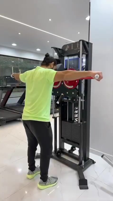 جهاز رفرفه كتف ×بنش 
متاح استلام فوري 🔥🔥


**إذا كنت صاحب هذا الإعلان وتريد حذفه لأي سبب، رجاءا أرسل رسالة إلى الدعم الفني**