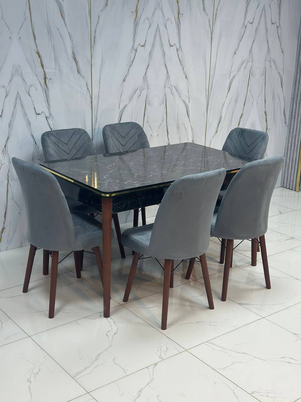 ميز طعام


**إذا كنت صاحب هذا الإعلان وتريد حذفه لأي سبب، رجاءا أرسل رسالة إلى الدعم الفني**