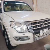 السلام عليكم  باجيرو حبتور موديل 8 خليجي سياره فول مواصفات  بي ربع جمل...