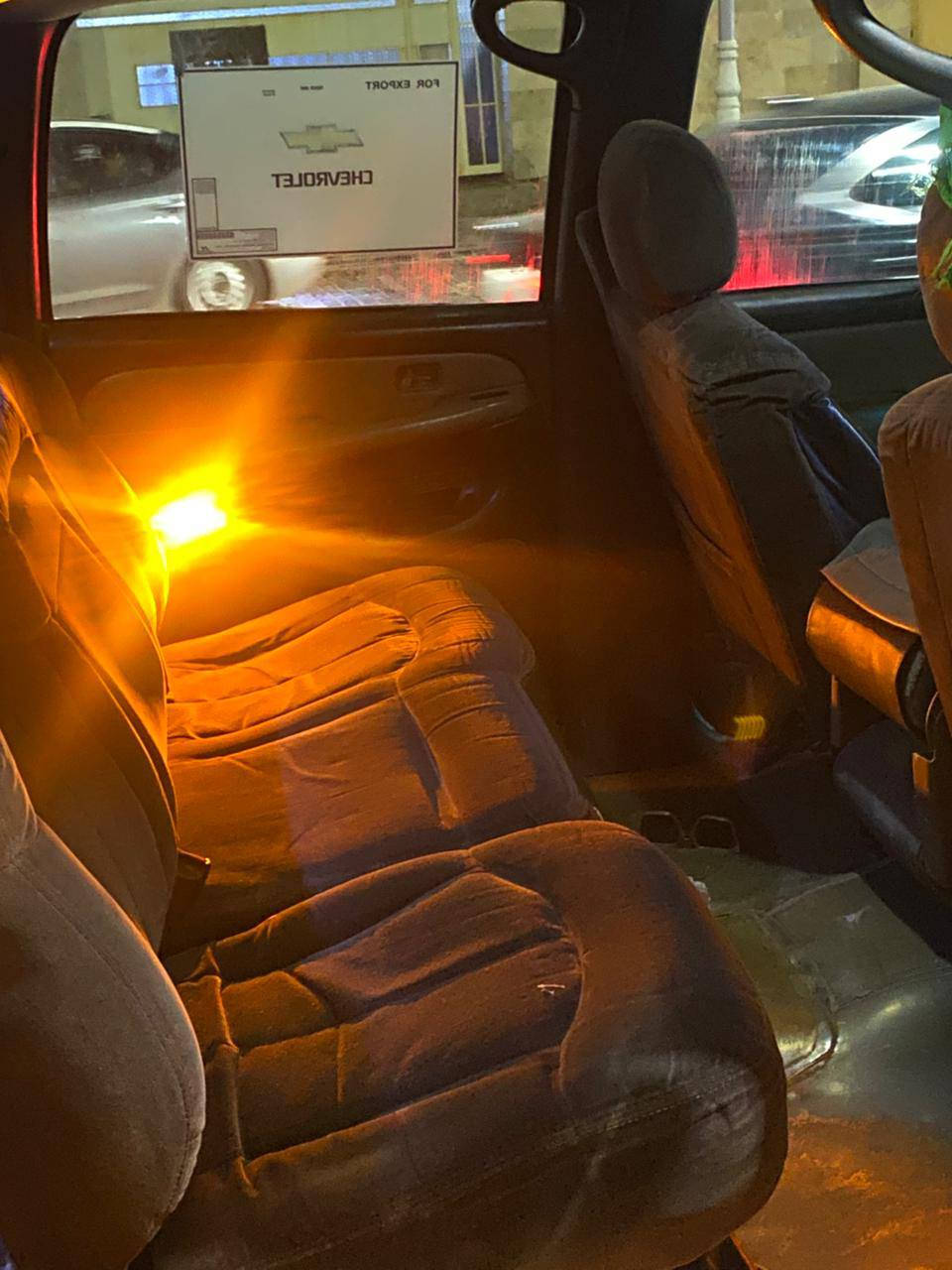 سلام عليكم تاهو مديل 2002 رقم  جديد  خصوصي سياره كفاله عمامه لا كص ولا نقل ما عده صبغ تبريد شغال لايت زنون شاشه لمس سياره حلوه ترايك وين ما يعجبك  سعر 88 وبيه مجال مكان البصره 
 ***********
