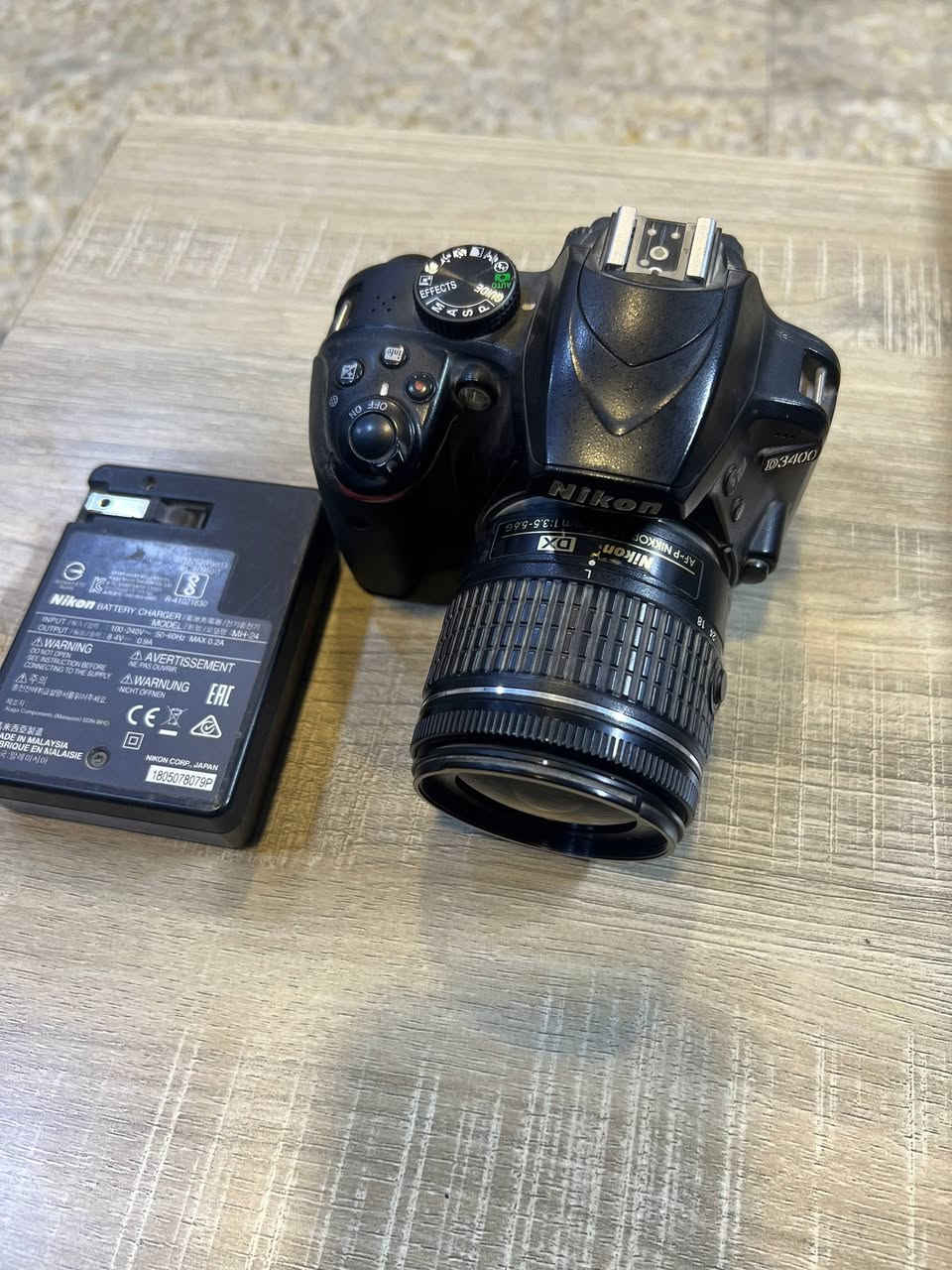 📸 للبيع كاميرا Nikon D3400 بحالة ممتازة
كاميرا نظيفة جداً استخدام خفيف، مناسبة للمبتدئين والمحترفين وتصوير المنتجات والمناسبات.
🔹 المواصفات: • دقة 24 ميگاپكسل
• تصور فيديو فل HD
• شاشة واضحة 3 إنج
• تصوير سريع 5 صور بالثانية
• تدعم نقل الصور للموبايل بالبلوتوث
🔹 العدسة: عدسة أصلية 18-55mm VR
زوم ممتاز + مانع اهتزاز + فوكس سريع وهادئ
🔹 المرفقات: ✔️ عدسة أصلية
✔️ بطارية
✔️ شاحن أصلي
✔️ غطاء عدسة
💼 مناسبة لتصوير: المنتجات – السفر – المناسبات – الاستخدام اليومي
وتساب : ***********
