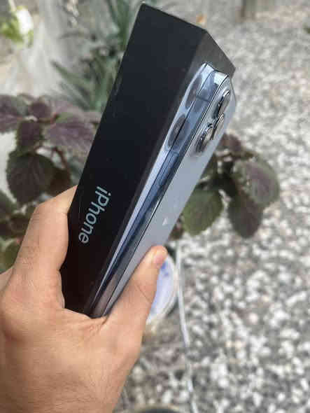 ايفون 13 برو ماكس دبل خط CH/A مامفتوح ولا مصلح نضيف جدا ذاكرة256 بطارية85 كارتون مطابق مكاني بغداد المدائن ***********السعر مناسب725
