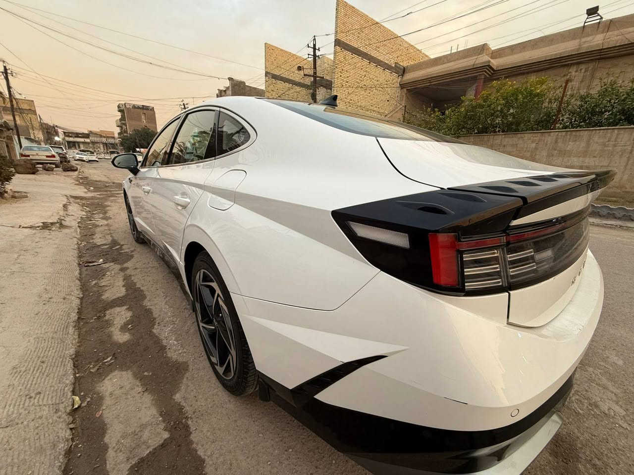 السلام عليكم
سوناتا ٢٠٢٤ 
خليجي ابيض صدفي 
بصمة 🫆 
تشغيل عن بعد
3 وضعيات قيادة
قيادة ذاتية 
عداد ديجيتال
محرك٢٤٠٠ 
٤ سلندر 
بانوراما
لايت LED
حساسات امامي خلفي 
ماشية ٢٥ الف كم
السعر 25000 وبيهة مجال
ه‍ ***********
