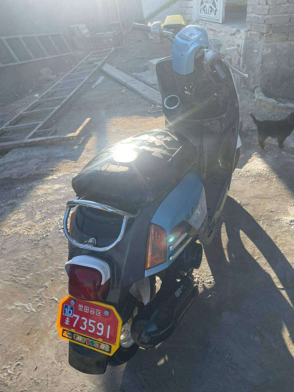 سلام عليكم دراجه ماكس بوليسي للبيع
دراجه مامفتوحه بس كايمه نقصه بوشه وبستم ويطيحن من فلوسه 
سعر (٧٠٠) وبيه مجال
ماني قضاء المدينه طوفه الحسين ***********
