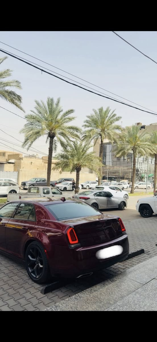 300 S
السياره
موديل 2021
دخول ضباط
ماشيه 42 الف ميل
حادث جانبي مثل ما موضح والبابين مبدلات بلادي ويل 20 تاير جديد بدون دواخل فقط ايرباك برده
منظومه زينون كامله
بانوراما 
السياره كلش نظيفه
رقم بغداد
العنوان بغداد
السعر 260 وبيها مجال
***********
