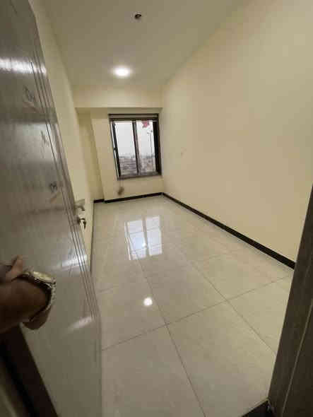 هاشتاك ايجار في السيديه شقه طلاب او موصفين تحتوي ع ثنين غرف نوم صاله  مطبخ خدمات  
***********
