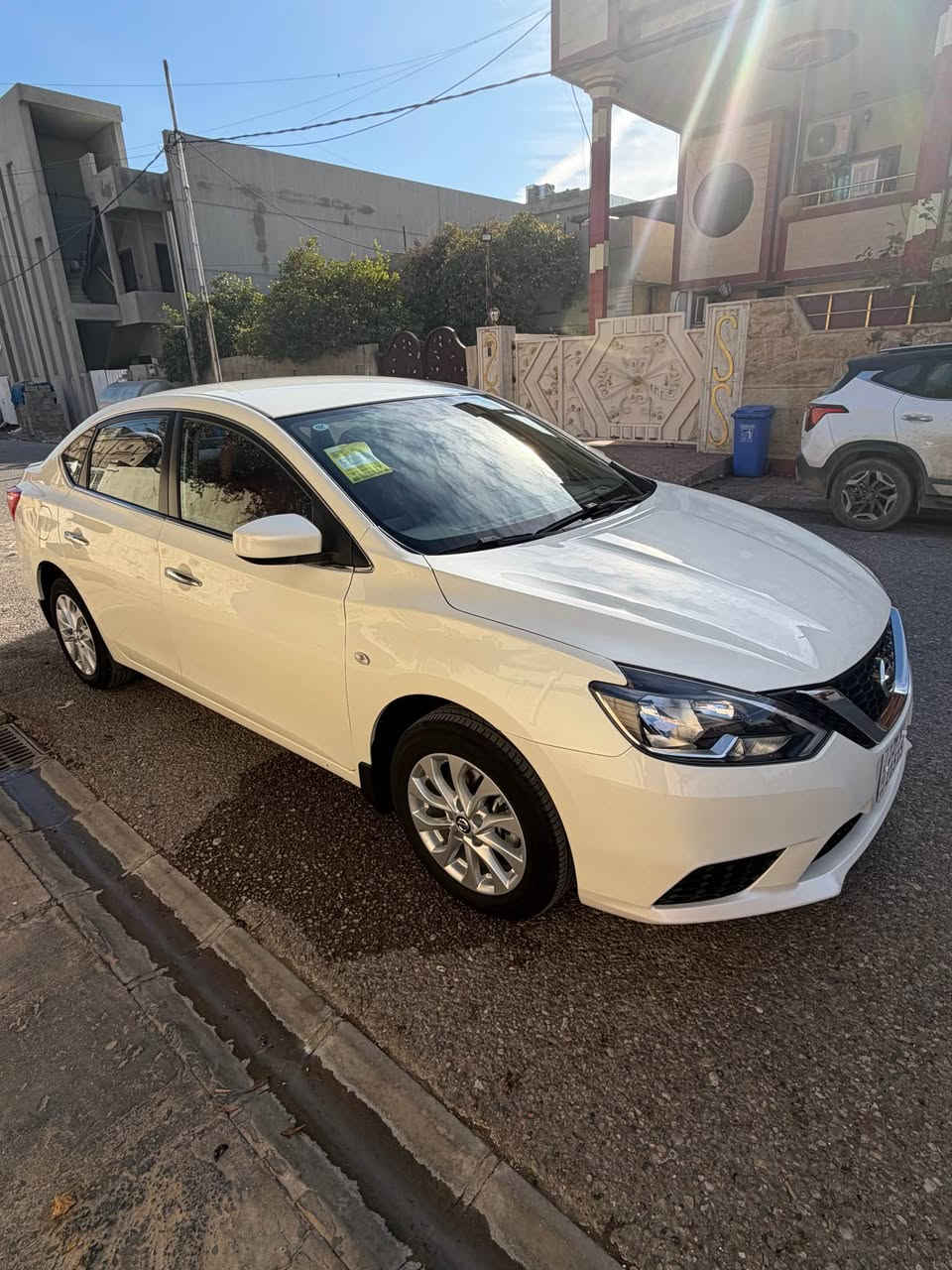 للبيع نيسان سنترا2024
(عداد المسافة6ماشيه)
اخت الزيرووو رقم اربيل سنوية باسمي 
شرط التحويل 
المواصفات 
داخل مخمل احمرواسود
6ارباك
أربعة دسك 
نظام ايكوا
محرك 1600تنفس طبيعي
ويل كب حجم 16انج
شاشة لمس تدعم كار بلي 
كامرة بلادي 
الشاشة ام الجنل ارغب شاشة بل سنترا 
بدأت نيكل داخل وخارج سعرها 130 
للاستفسار *********** كركوك, العراق
