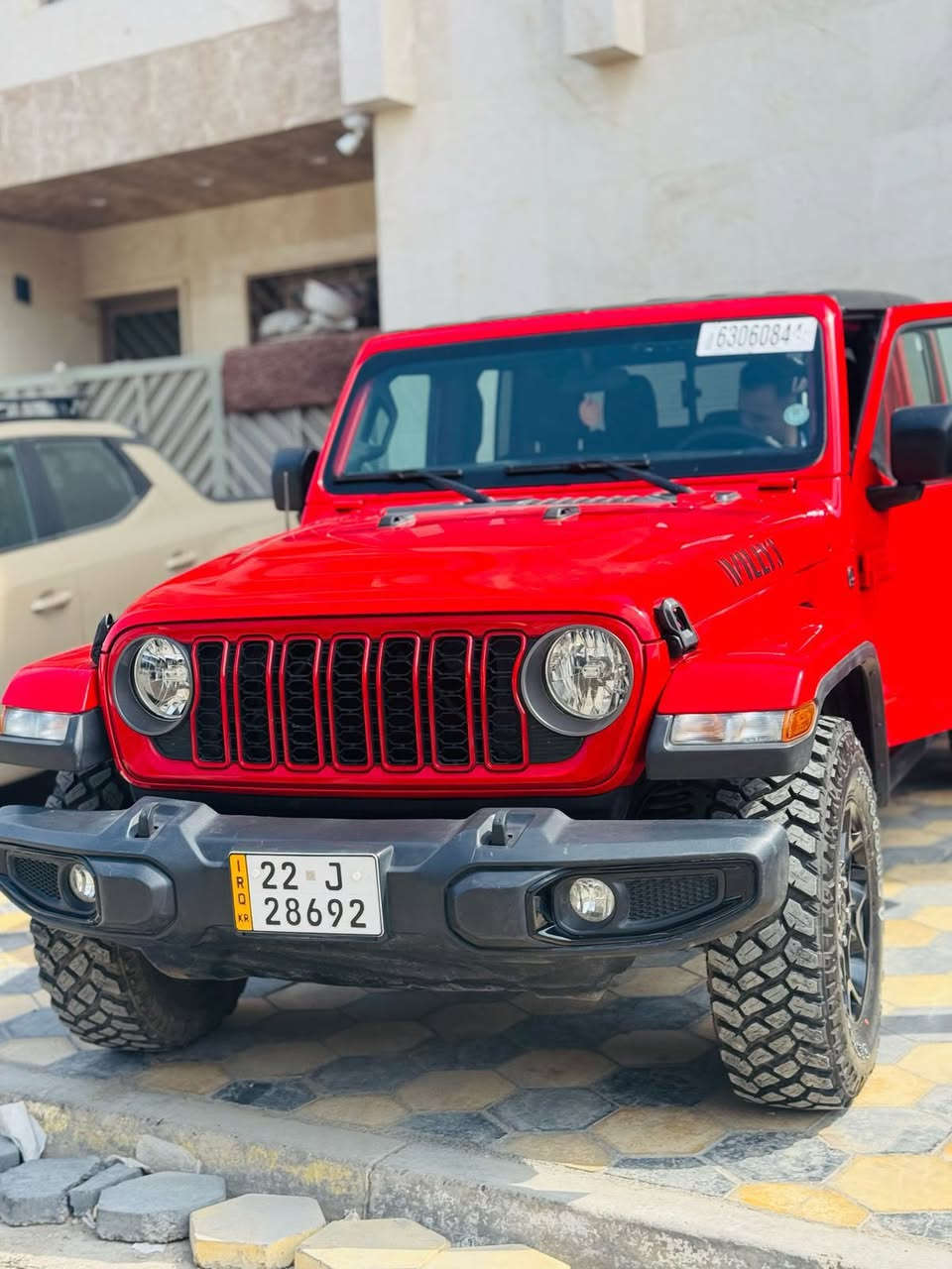 السلام عليكم للبيع او مراوس حسب القناعة
جيب كلاديوتر سبورت موديل 2023
السيارة حادثها كما موضح بل صور نص جاملغ خلفي صبغ فقط والجاملغ الامامي فقط مفتوح جان داخل السيارة حجم المحرك 6 سلندر
3600 ماشيه 19الالف فقط موصفات جام
كهرب مري كهرب هيتر بل كشنات وبل استيرن بصمه تشغيل وبصمه ابواب وباقي المواصفات المعروفه السيارة رقم اربيل اباسمي ترقيم جديد مكان السيارة زيونة شارع الربيعي السعر
285 ورقه
***********واس اب
***********
