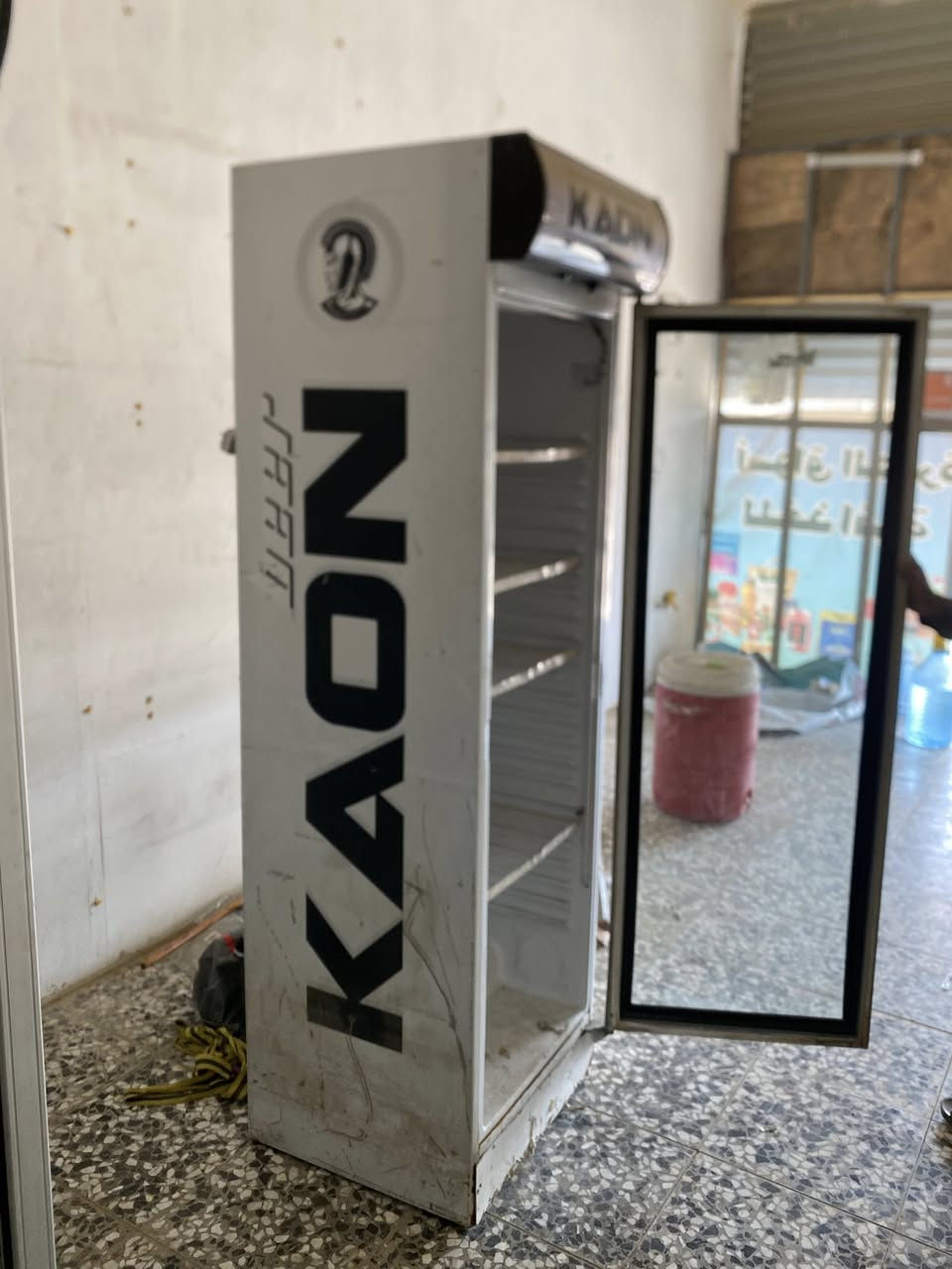 سلام عليكم عارضات نظيفات ضمان 10 ايام بروده خير من الله مكاني علوه الرشيد السعر 175 الوحده. ***********
