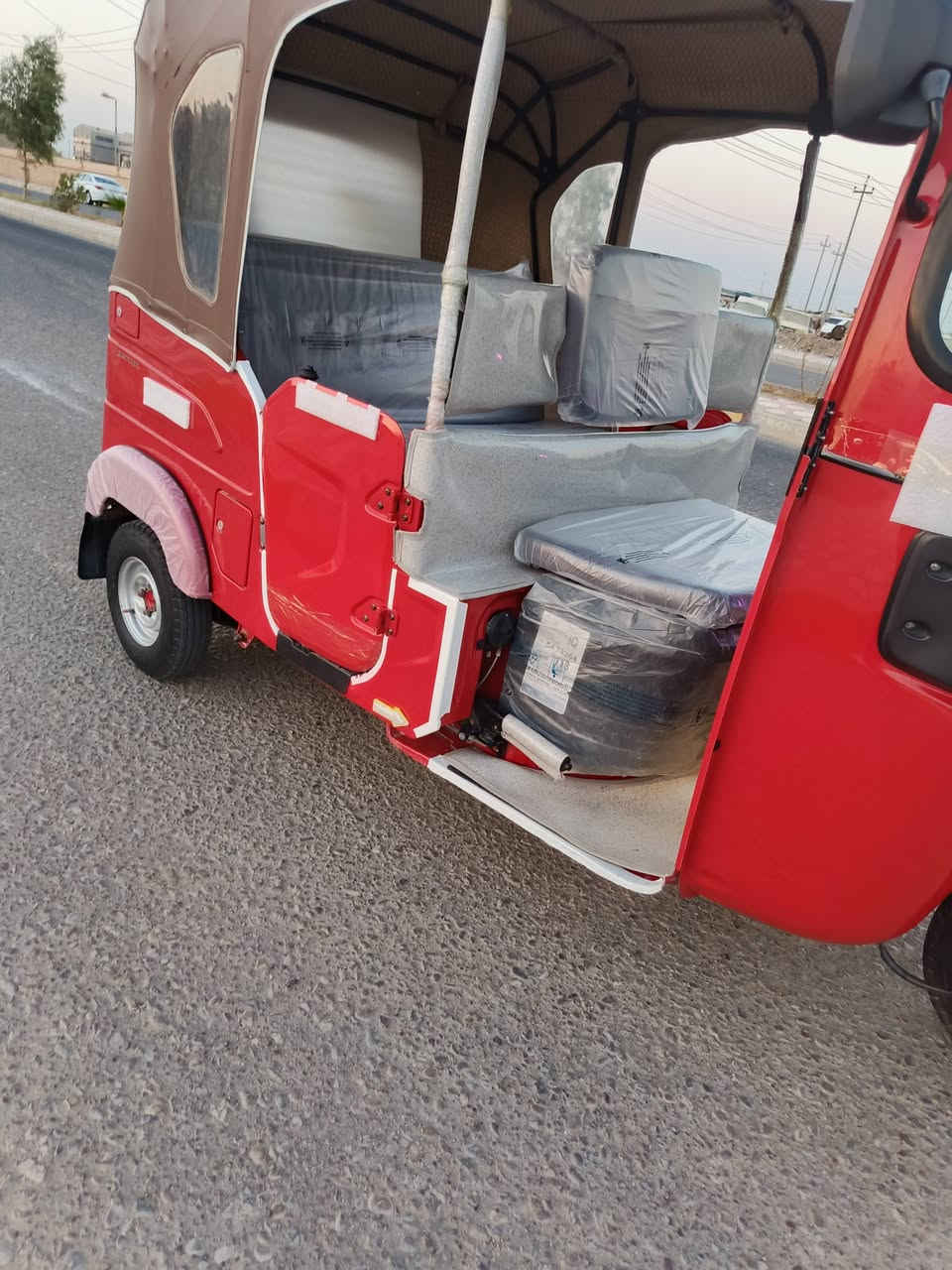 سلام عليكم تكتك ٢٤ اوراق كفاله عامه ما عده تحكه عله كد اصبع ما اتبين إله اني اكلك عليهه والباقي كفاله عامه العنوان ميسان المجر الكبير و باقي التفاصيل داخل الفديو الشراي    ***********   أو ***********
