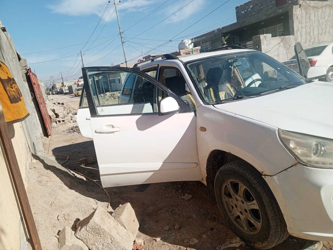 السلام عليكم تيكو اللبيع موديل 2013 رقم ذي قار محور كورلا المكان واسط الكوت الرقم الرقم *********** انتصل وبيك خير وتدلل
