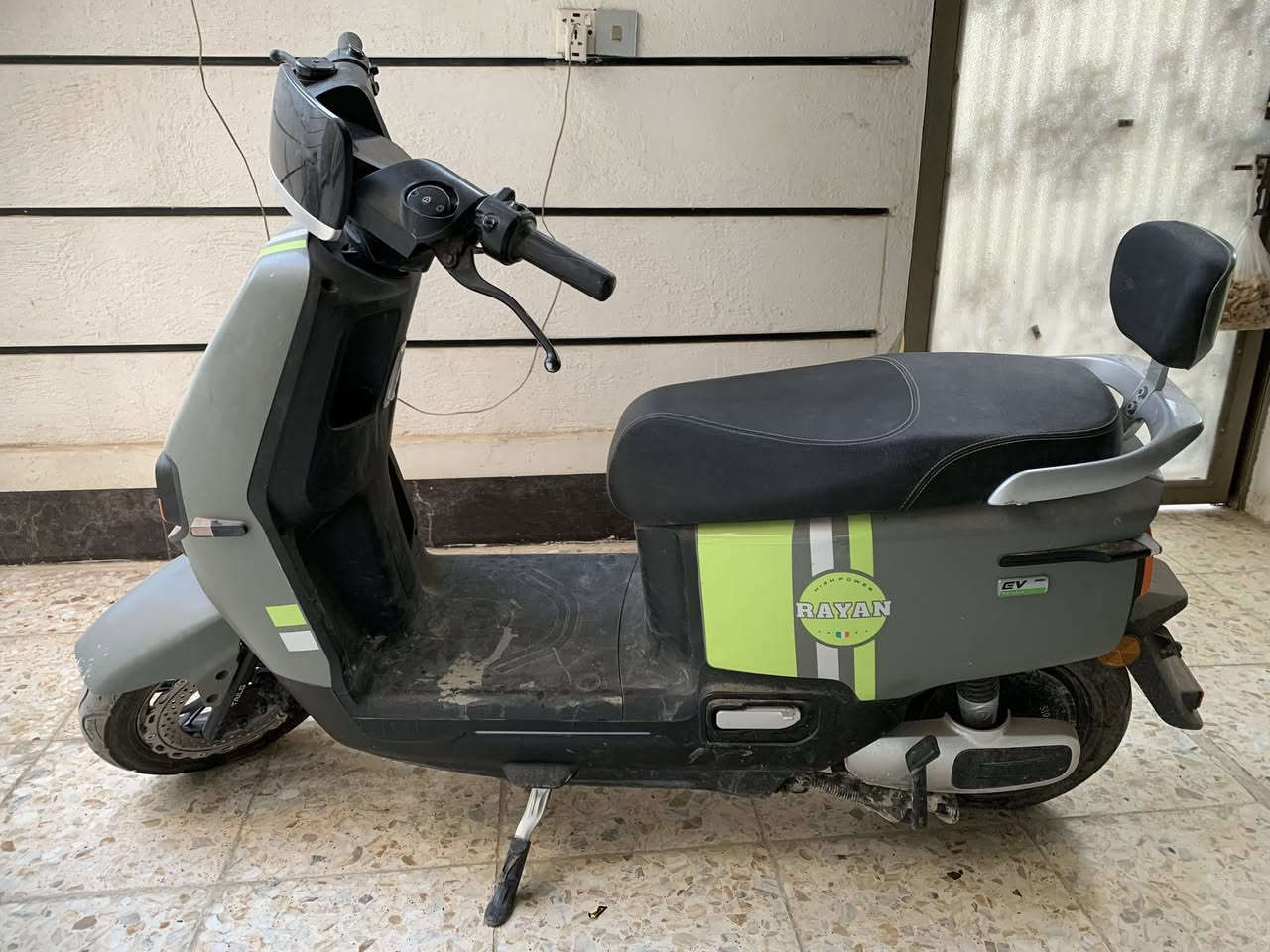 دراجة شحن الريان فول مواصفات وكلشي شغال وجهاز انذار بيها السعر 750 وبيها مجال بسيط مكاني بغداد حي اور


**إذا كنت صاحب هذا الإعلان وتريد حذفه لأي سبب، رجاءا أرسل رسالة إلى الدعم الفني**