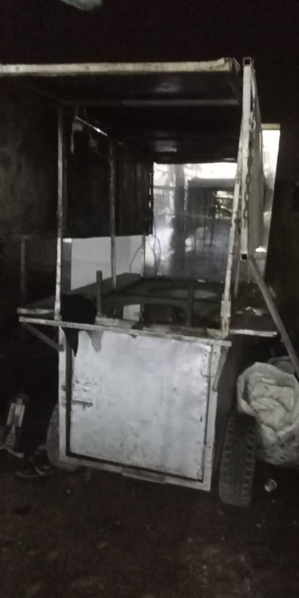 هاي عربانة باجلا بيع اثنين مشعل هاي كل حديد سعر ٢٨٠ الف مجال رقم. ***********
