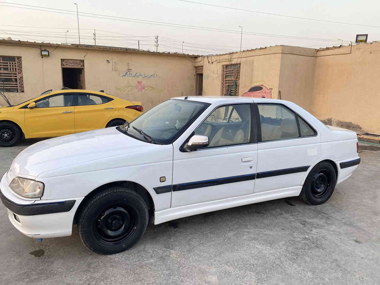 السلام عليكم 

بيجوبارص موديل 18
السياره محجوزه جانت وهسه حره حره
السياره مال جناي كشرها نضيف 
السعر ٦٣وبيها مجال 
مكاني ديوانيه

رقم ***********
