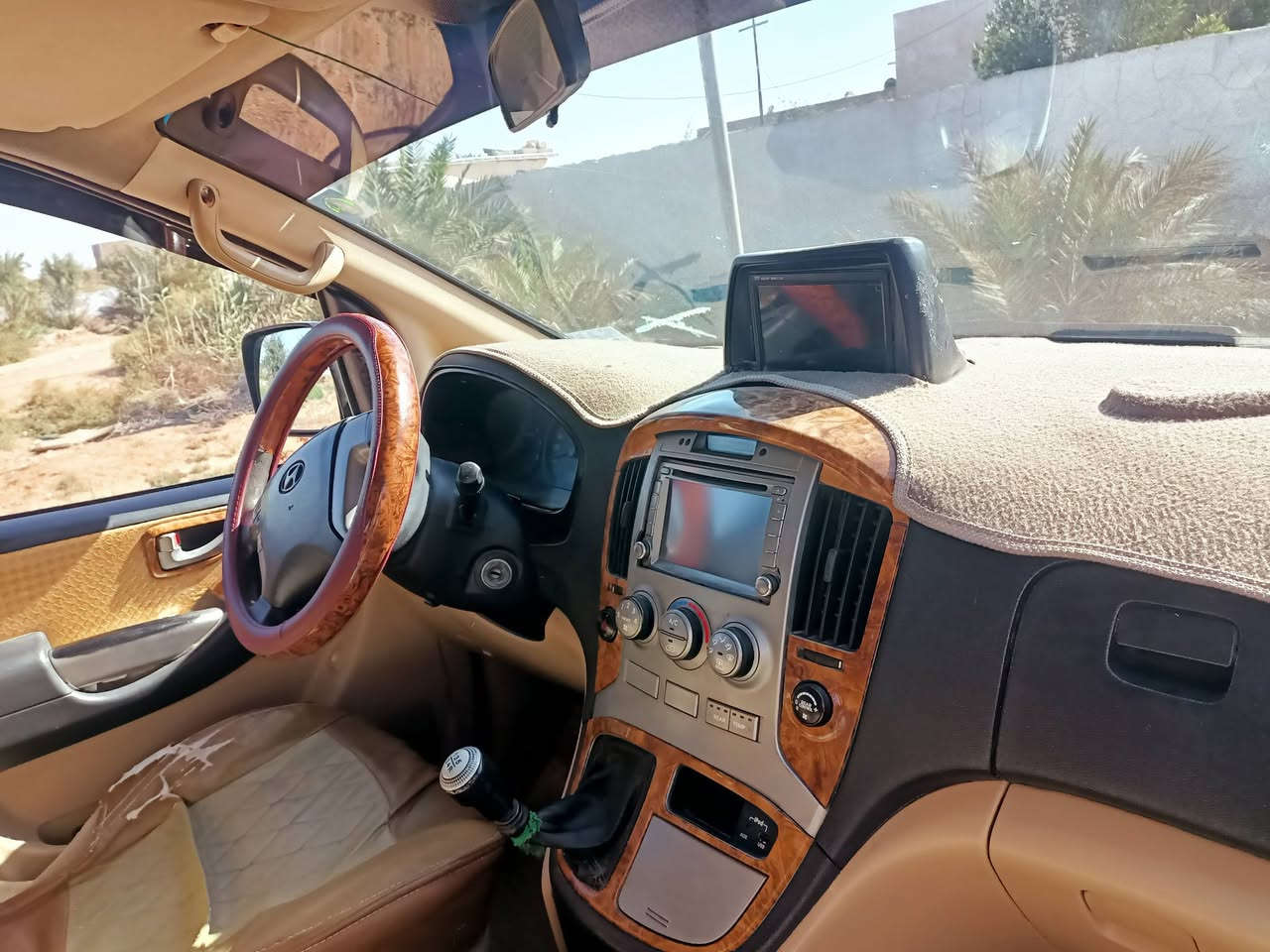 2014مفتوح جاهزه رقم ميسان دولي مكينه كير حداده تبريد  بيها رشه بالجاملغ الخلفي والجاملغ الامامي مرشوش بدون ضربه 155وبيها مجال البصره القرنه رقمي ***********
