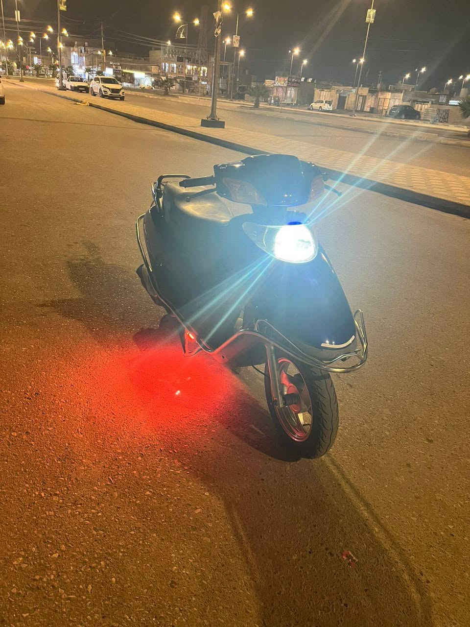 السلام عليكم شباب دراجة سبيسي صيني للبيع نظيفة الله شاهد مامتعوبه مال بيت شغاله نكره سلف كهربائيات هاي كلهة شغاله نضيفة مثل ماتشوفون بلصوره الاستفسار أكثر بلخاص وتدلل السعر خاص العنوان ميسان حي المعلمين الجديد رقم الهاتف ***********
