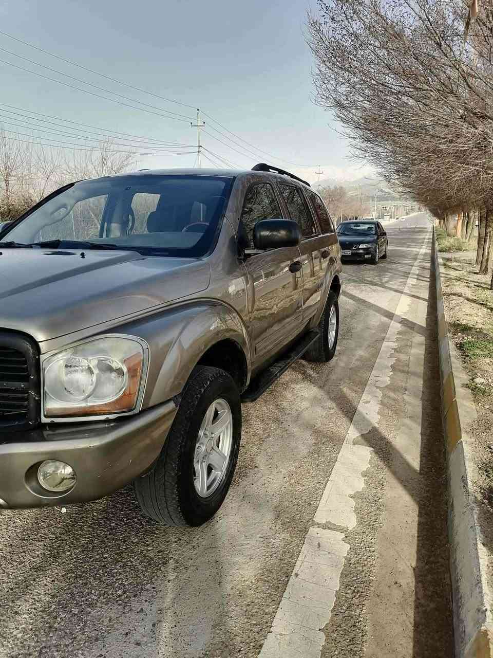 دۆج ٢٠٠٧ ساخ نە موسە نە بڕاوە ٨ بستۆن مەکینەو گێری بە شەرت تۆماتیک فو فول مواسەفات دەبڵ ئەکسل هەمووی گیانی بە شەرت گۆرینەوە بە شاهینە و مەلیکە ***********. ن.رخ٤٠ حلبجة, السليمانية
