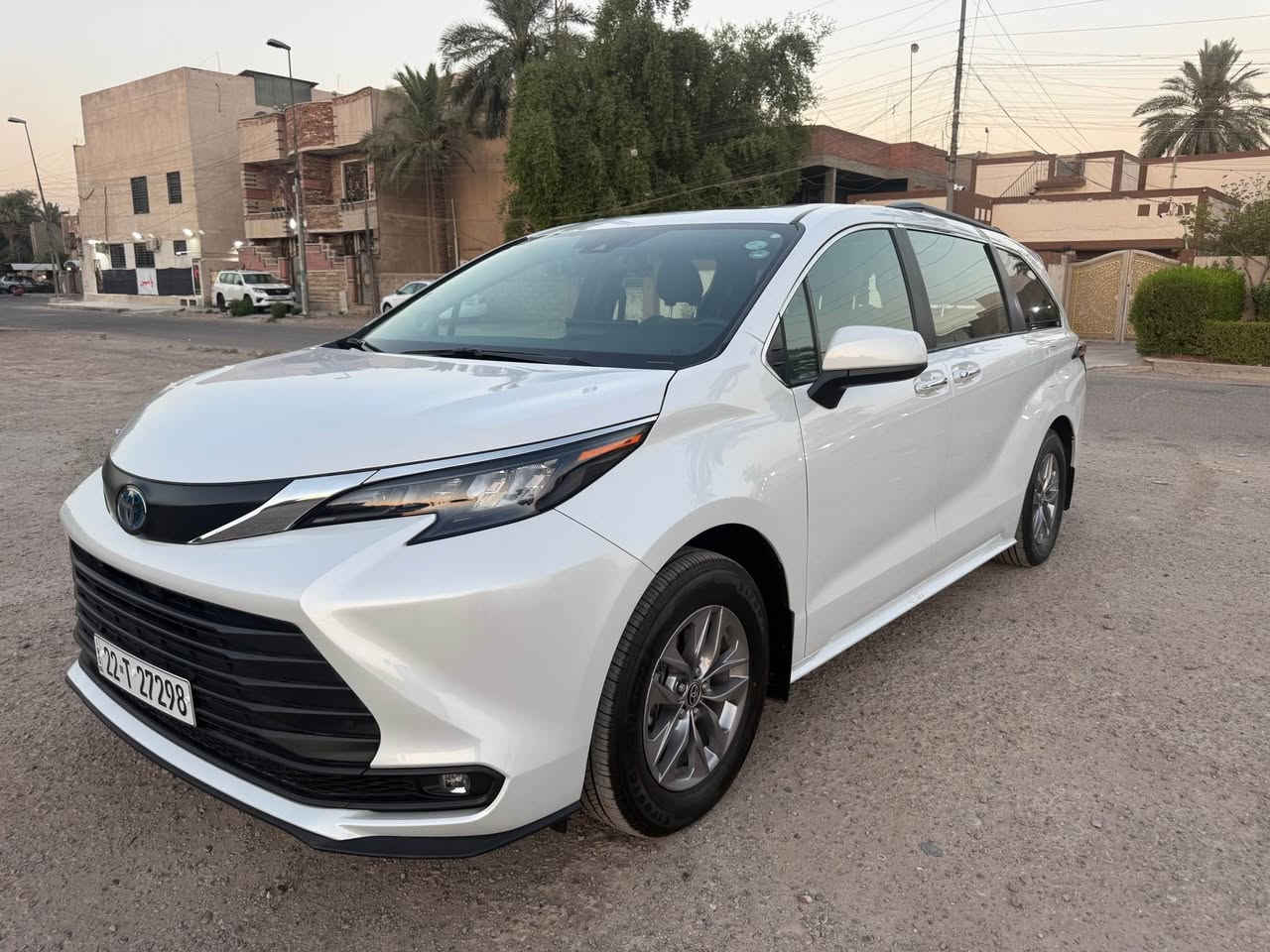 Clean white Toyota Sienna minivan. Has hybrid powertrain. Spacious interior. Good for families. بغداد, العراق


**إذا كنت صاحب هذا الإعلان وتريد حذفه لأي سبب، رجاءا أرسل رسالة إلى الدعم الفني**