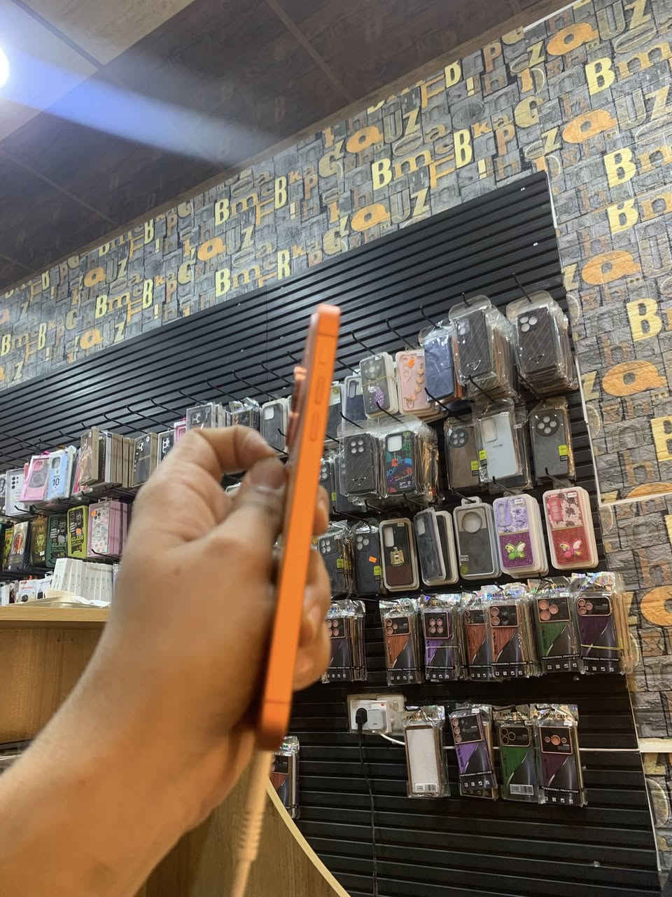 11عادي محور 17برو
ذاكره64
فيس ايدي شغال
دبل سيم
نموذجm
مبدل شاشه وبطاريه
سعر 220 
شراي خاص او اتصل
***********
