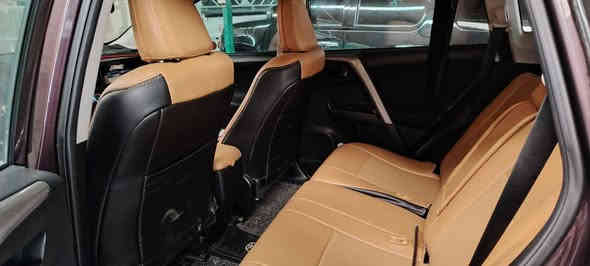 السلام عليكم
تويوتا راف4 2017  وارد كندي 

ماشية 85 الف 
حجم المحرك 2500

حادثها كلش بسيط موضح بالصور 

والسونار أيضا موجود

گير محرك تبريد صدر كلة جديد غير مفتوح  

مواصفاتها 

رادار

تحكم ستيرن

 تحديد مسار 

 كامرة خلفية

 مثبت سرعة 

السعر 158

المكان شارع فلسطين 

للاتصال ***********
