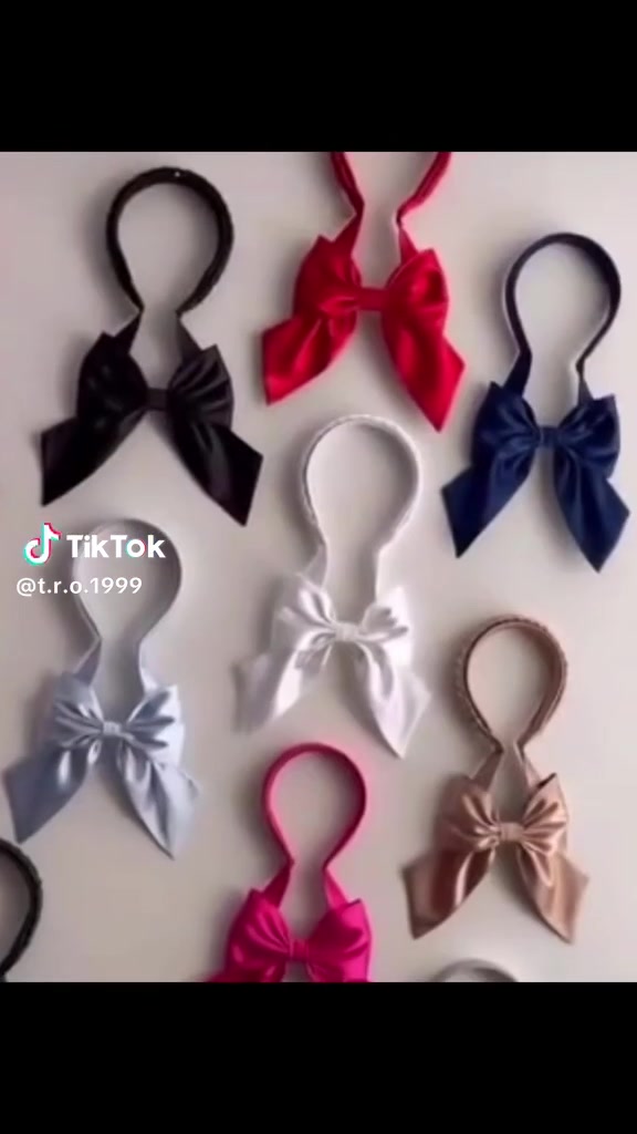 اكسسوارات الشعر 
طاك شعر بشكل انيق 🧡🫦🌼

متوفر توصيل كوت ولكافه المحافظات 😍🔥🍒


**إذا كنت صاحب هذا الإعلان وتريد حذفه لأي سبب، رجاءا أرسل رسالة إلى الدعم الفني**
