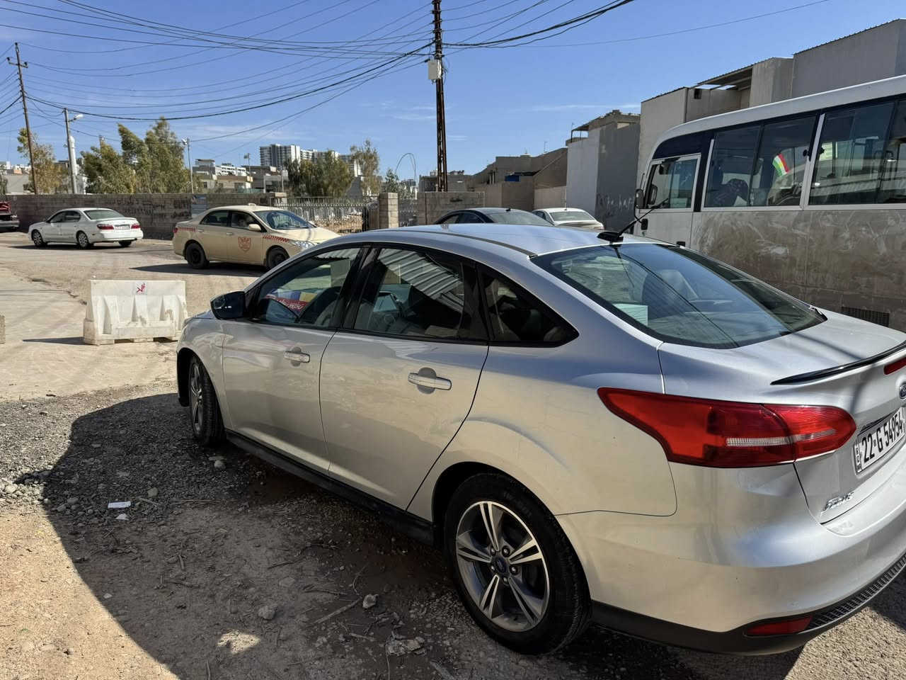 فوکس٢٠١٨ se
نص باب  سبوخ
جامرلخ امامی و نص باب سبوخ   بدون دواخل   بدون ایرباک ارباک کل سلیمە سیارە حیل نظیف 
سعر ٨٥ ورقە
***********
***********
