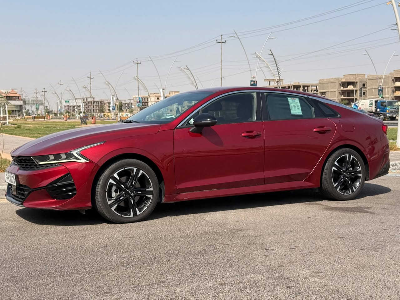 KIA K5 GT LINE 2023 أمريكي
ماشيه 17000 
سنوية لل 2030
رقم بصرة حرة 
فول عدا الفتحة:
_اللون احمر غير محدد
_بصمة عدد 1
_ ترحيب عند الاقتراب
_مثبت سرعة
_نظام ABS
_مانع انزلاق
_حساس اطارات 
_شاشة كبيرة لمس
_كشافات امامية
_شاشة اعطال 
_رادار جانبي
_ نقطة عمياء 
_رادار الخطوط البيضاء 
_ اشاير + رادار باالمري  
_مقعد سائق كهرباء تدفئه مقاعد  
_الايت ثلاث عدسات +ليد 
_نظام قيادة ٤ وضعيات نورمال+سبورت+custom + ايكو سمارت
_بلوتوث +usb+auX  
_فول تحكم ستيرن 
_كير اوتو +عادي 
_اوتو بريك 
_ صندوق كهربائي
_زنون + ليد 
_التشغيل عن بعد
‏_Auto hold 
_تصميم خارجي رياضي 
_نضام الملاحة
_مصابيح ضباب LED
_محرك تيربو 1600
_ويل اكروم اسود
- تخم تايرات وكالة رياضي

***********

‏‪***********‬‏

 160$

حرة بصرة 
مكان السيارة بصرة
