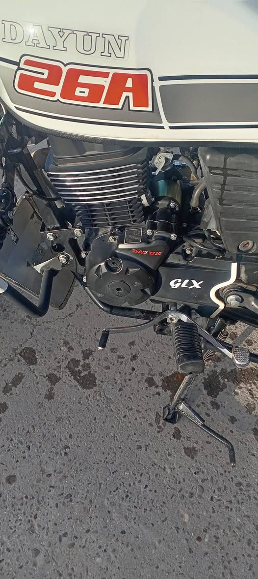 دراجه دايوان جبلي 2023كفاله عامه مرقمه بغداد السعر مليونين ونص وبيهه مجال بصيط
***********
مكاني بغداد البياع
