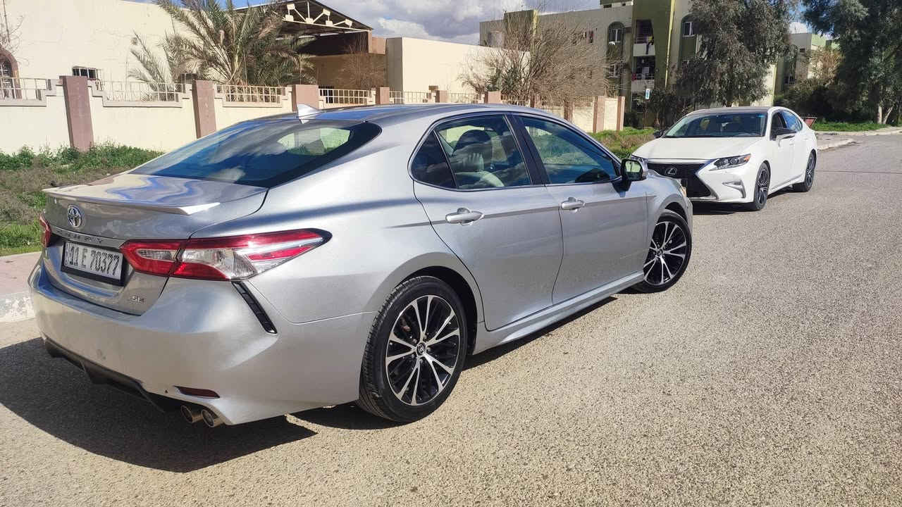 السلام عليكم 
كامري SE 2020 
مواصفات معروفه 
رقم بغداد دولي تحويل ثاني يوم 
كهربائيات صفر كلها شغاله 
ضرر جاملق و بونيد بدون شاصي
مكان كركوك 
السعر 169 وبيها مجال بسيط

اتصال 
***********
***********
ما متواجد على خاص اتصال فقط
