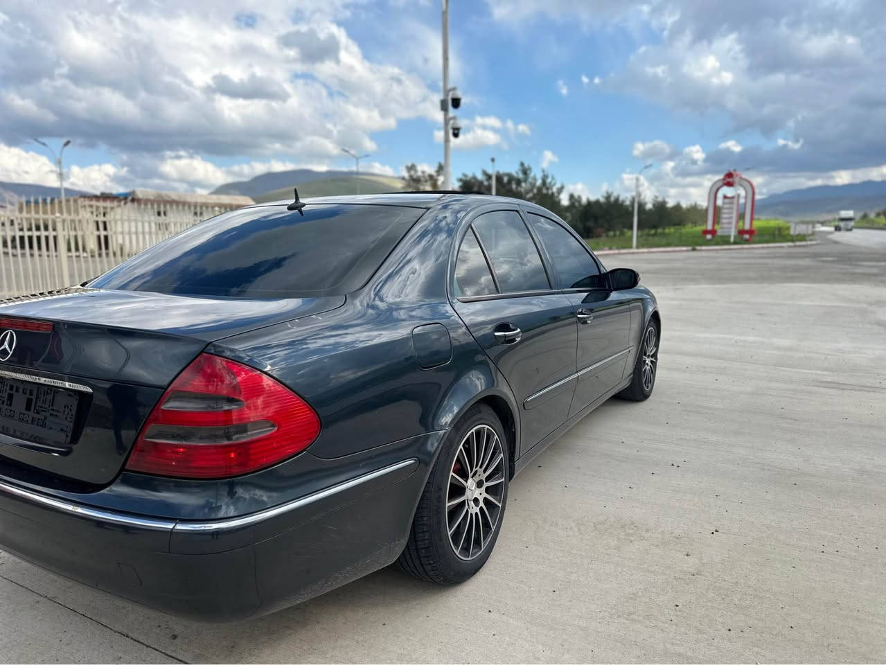 Eclass 2004 
سفر سفر 📦🧿
نمونە لە جوانی و پاکی 
مەنەفیست 

لیدرانی نیە بە شەرت 
براوە نیە بە شەرت 
سبوخ حام نەبی حیزام نەبی 
گیڕ و مەکینە کارەبای هەمووی بە شەرت 
سلایت کوشن هیتەر

watsap . *********** 
zain . *********** شقلاوة, أربيل
