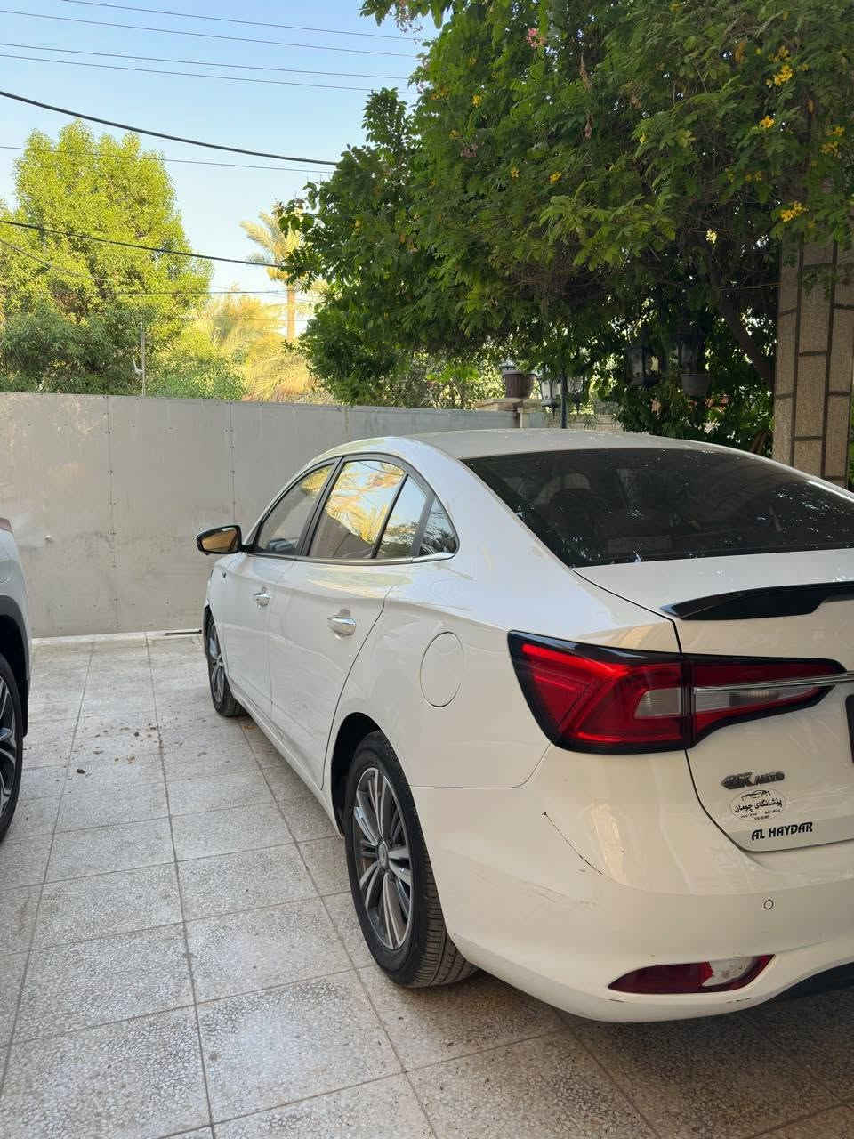 ‏ام جي 5  موديل 2022
‏السيارة فول مواصفات رقم اربيل 
‏السارة ماشيه 110,000 الف 
‏محرك 1500 السيارة خير من الله 
‏ضرر باب السايق نصه والوره السايق شبر منه 
‏الجاملغ الامامي الايسر بي طخه مبقيهة عله وضعهة ممسويهة وباب الراكب الخلفي شخوط فقط
‏الباقي كله مكفول كير محرك والتبريد ثلج خير من الله 
‏
‏الموصفات 
‏1-بصمه تشغيل
‏2- بصمه بيبان وصندوق 
‏3- كشنات جلد 
‏4-تدفئه كشنات الاماميه 
‏5-شاشه كار بليل واندرويد اوتو 
‏6-مثبت سرعه 
‏7-كشنات الاماميه كهرباء 
‏8-اشاير بل مري 
‏9-فتحه سقف 
‏10-حساسات اماميه خلفيه 
‏11- 4كامرات 360 درجه  
‏12- شاشه اعطال 
‏13- تحكم ستيرن جهتين
‏
‏
‏السعر =92 ورقه وبيهة مجال
‏السايرة باسمي تحويل ثاني يوم 
‏مكاني بغداد الزعفرانيه
‏ محمد ***********
‏
‏
