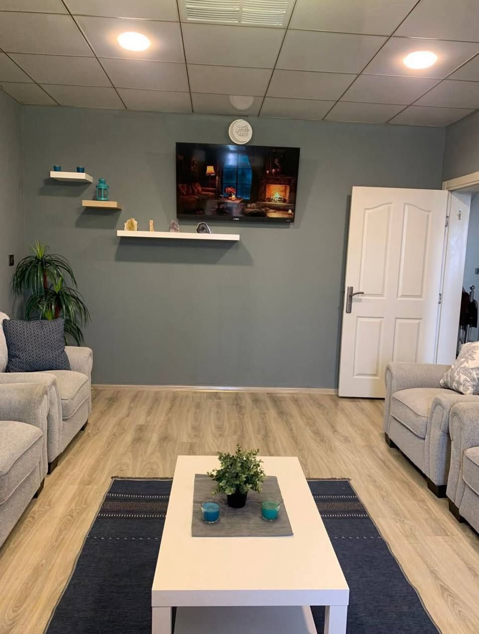 بيت للبيع في اشتي2
https://t.me/ahmadmuftah199 👈
مقابل حديقه
204متر

 2غرف نوم // استقبال // مطبخ // مجموعة //صحية
 
- يسجل طابو بأسم اي شخص يحمل الجنسية
تواصل واتساب:
********************************
خانوو بۆ فرۆشتن لە ئاشتی 2
بەرامبەر حديقيه 

204متر 

پێکهاتووە لە :-
2ژووری نوستن // دیوەخان // چێشتخانە // گەرماو

تواصل واتساب
📱:***********
***********
8:75
في حال لم يتوافق العقار مع رغبتكم او لم يكن بقدر امكانيتكم زوروا موقعنا على تلكرام للتصفح على اكثر عدد من العقارات المتوفرة
https://t.me/ahmadmuftah199 👈
