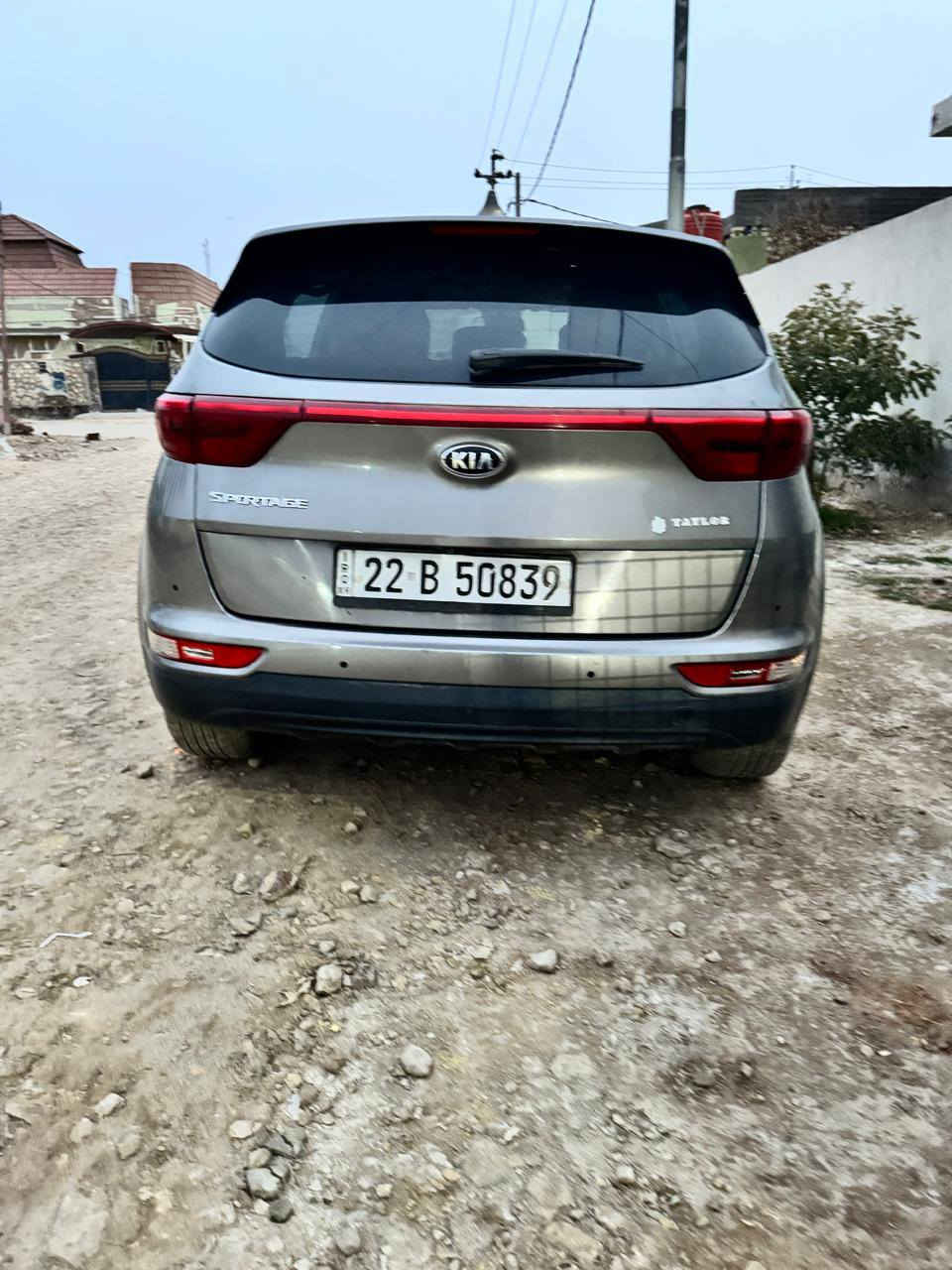 سلام عليكم كيه سبورتج امريكي موديل 2018 مكينه 2400 للبيع السعر 138 وبيهه مجال ضرر بابين. ايسر وجاملغ وبيد
للتواصل ***********
