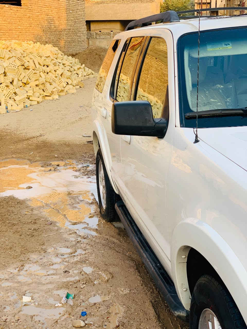 سلام عليكم فورد اكسبلور 2010للبيع  فول مواصفات شركة نيفا مميز السيارة   حلوة وخير من الله جاهزة  السارة ماشية 400 سيارة حلوة تجي وشوف  شاشة  سلايدر روف السيارة حلوة ومكينة وكير حلوات ونشطة السارة سنوية جديدة  ماكن السيارة بغداد(( السعر المطلوب 140 ))  وليحب يتواصل علة هاذة الرقم ***********
