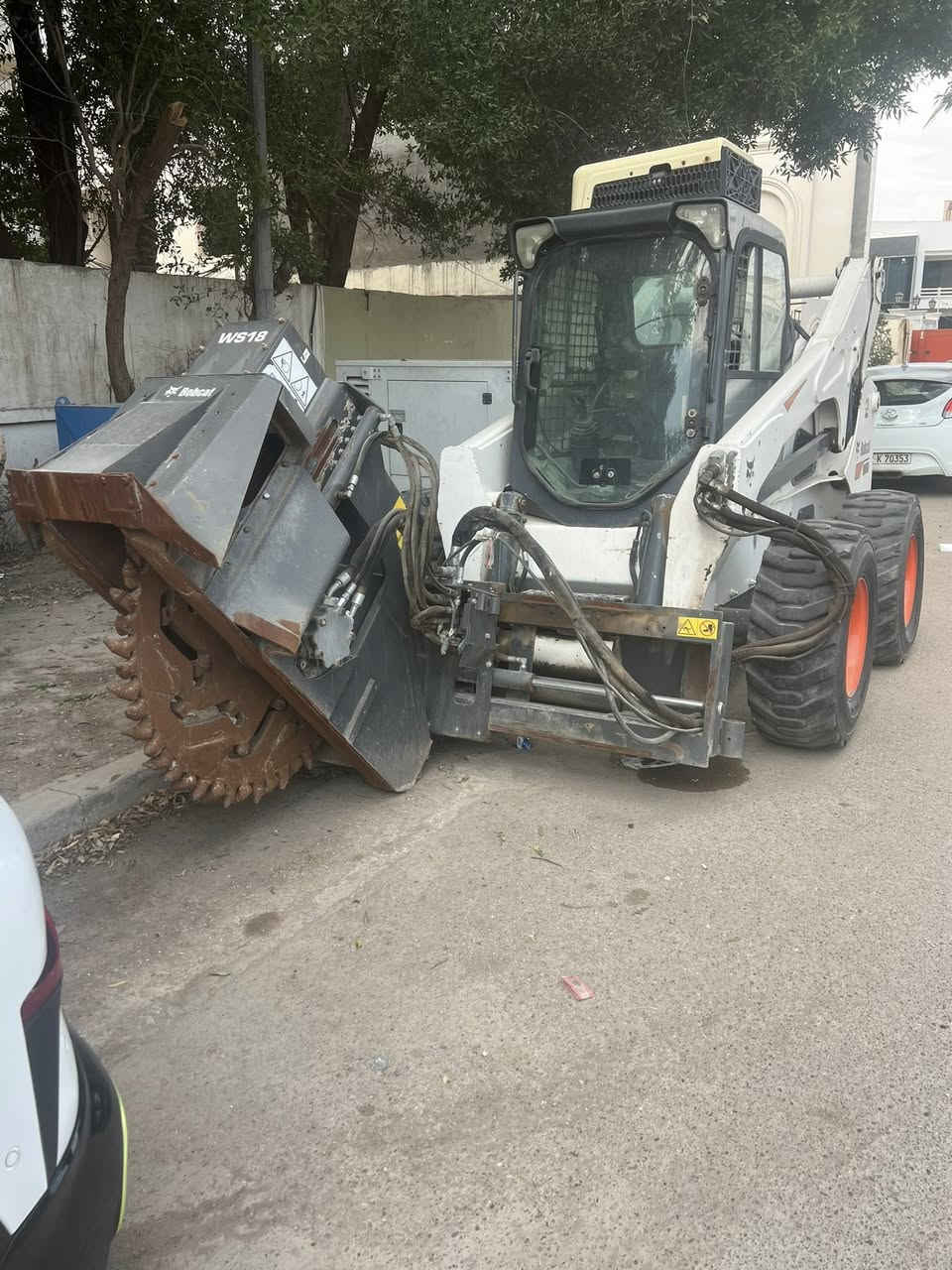 بوبكات 2015 للبيع مكانها المنصور
***********
