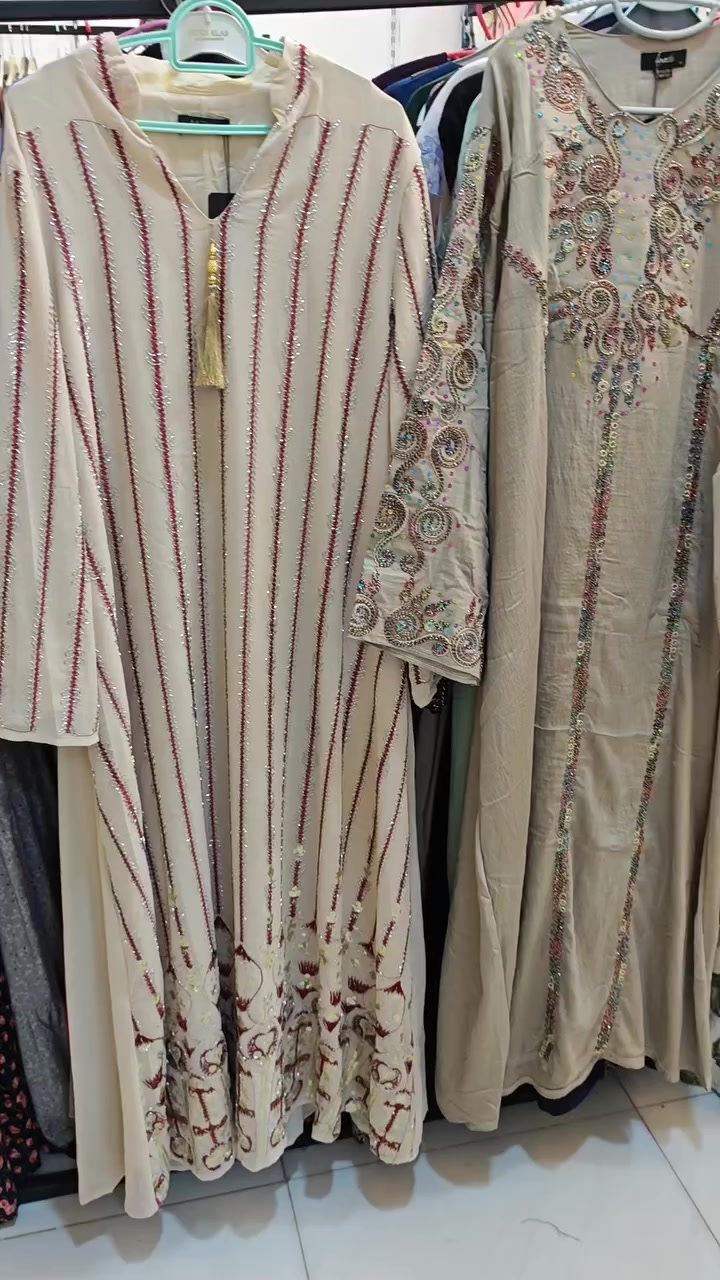 جمال القطع اليمنه مختلفه 
والخامه بعد احلى 
حرامات هاي اخر وجبه من مصر 
ننتظر لحد ميرجع التوصيل يله نكدر نشحن 
بضاعه حاليا متوقف الشحن من مصر الى العراق


**إذا كنت صاحب هذا الإعلان وتريد حذفه لأي سبب، رجاءا أرسل رسالة إلى الدعم الفني**