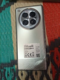 عندي جهاز انفنكس زيرو 40 نسخه ال 5g ذاكرته 256 وبطاريته بعده جديده  صا...
