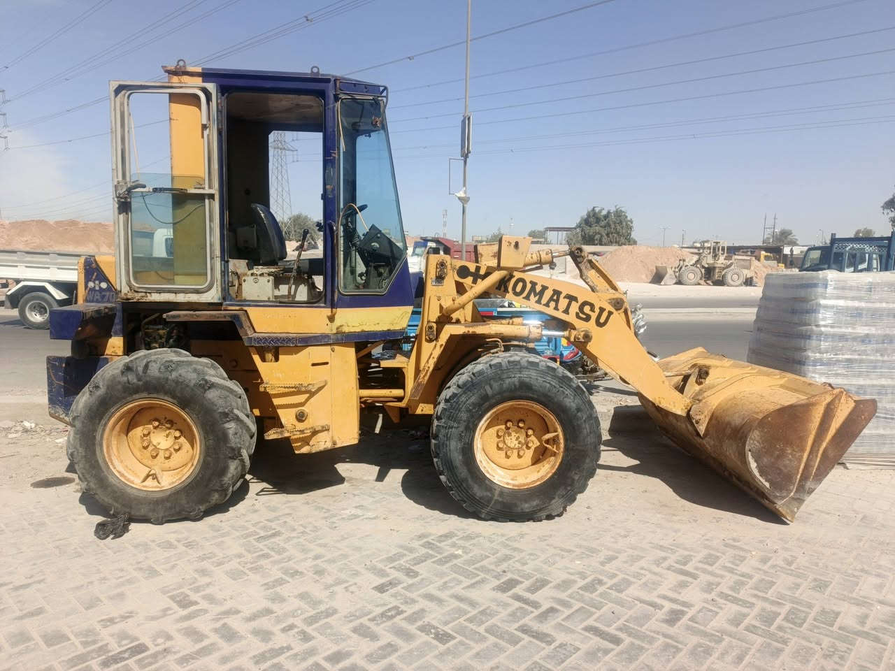 سلام عليكم شفل كومانسو ٧٠ البيع 
رقمة نجف  العنوان بغداد مدينه الصدر
الاتصال ***********
