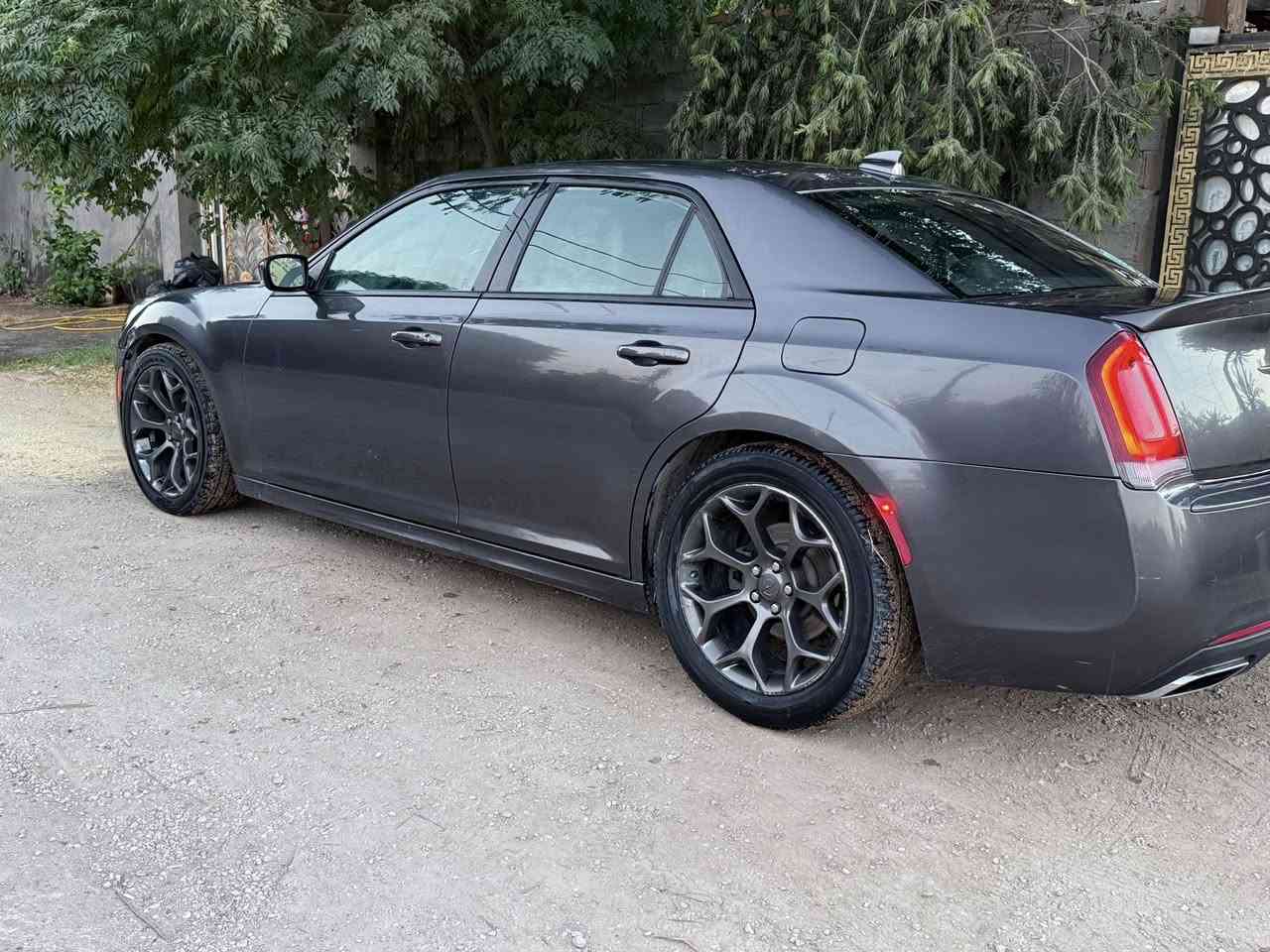السلام عليكم
للبيع فقط كرايسلر 300 S موديل 2016
مكينة هيمي 5700
رقمها نجف انكليزي ب اسمي
وارد امريكي فول مواصفات حادث جاملغ خلفي وبيها حادث بالعراق هم نفس الجاملغ بعده ما مصلح عوزه صبغ وبيها مكانين بارد،السياره جاهزه على اخر حباية عدا الصبغ(مكينة كير اكسل تبريد حدادة تخم تاير كله كفاله وجديد)
السعر 173 وبيها مجال 
للاستفسار ‭0783 858 0842‬
او ‭0782 876 0321‬ واتساب
مكان السيارة النجف/الكوفة
