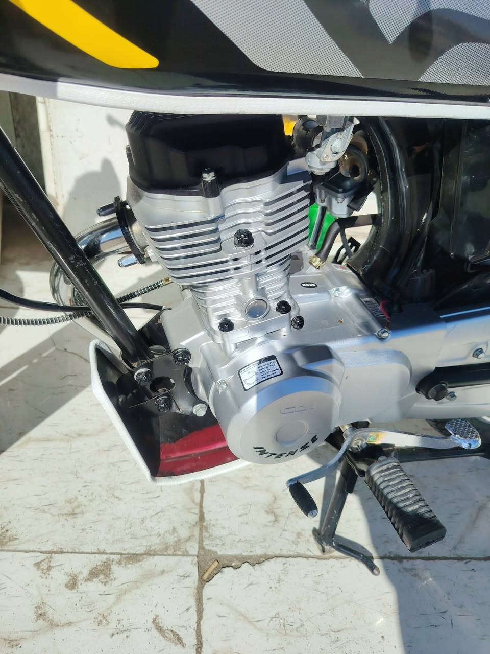 سلام عليكم دراجه بدون للبيع 2026 نضيفه  محرك انتنس  سعر 875 وبيها مجال  موجود خاص او  ع رقم ***********
