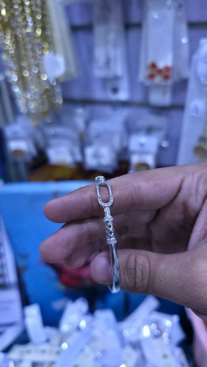 داشکاندن گەورە وەجبەی نوێ  هەڵبژێرە ‌1000دینار 

باوردەکەیت یان نا هەڵبژێرە 1000دینار یەکەم بێ رێکابەر کەس ناتوانیت بەو سعرە بیفرۆشیت 

لە بازار و دوکان تر 12 بۆ 15هەزار پێ مەدە  

سەیدسادق لە هەرزانیدا دەهەژینین 1 پارچە 1000دینار
 

گوارە و ملوانکەی دەسیت بەندی پاوانە و لیرە پشتووێن هەموو بابەت کجان زیاد لە 100مۆدل جیاواز تەنها 1هەزار 

هەموو بابەت کجان لەبازار جوانکاری 10هەزار 15هەزارە

لای ئێمە هەرجی هەڵدەبژیریت 1دانە بە 1000دینار

بینیرن بو هاوریکانتان👉👉👉🙊🙉🙈

گەورەترین #ھەزارسەنتەری_سەیدسادق

بەس ئێمەین لە سەیدسادق شتی ئیمە جیاوەزە 💕
خزم و دۆستان ئاگادار بکەنەوە
ناوێ دوکان هەزار سەنتەری سەیدسادق 
ناونیشان سەیدسادق نزیک پردی قەرزاران یان نزیک مزگەوتی ئەوبەکڕی سدیق


**إذا كنت صاحب هذا الإعلان وتريد حذفه لأي سبب، رجاءا أرسل رسالة إلى الدعم الفني**