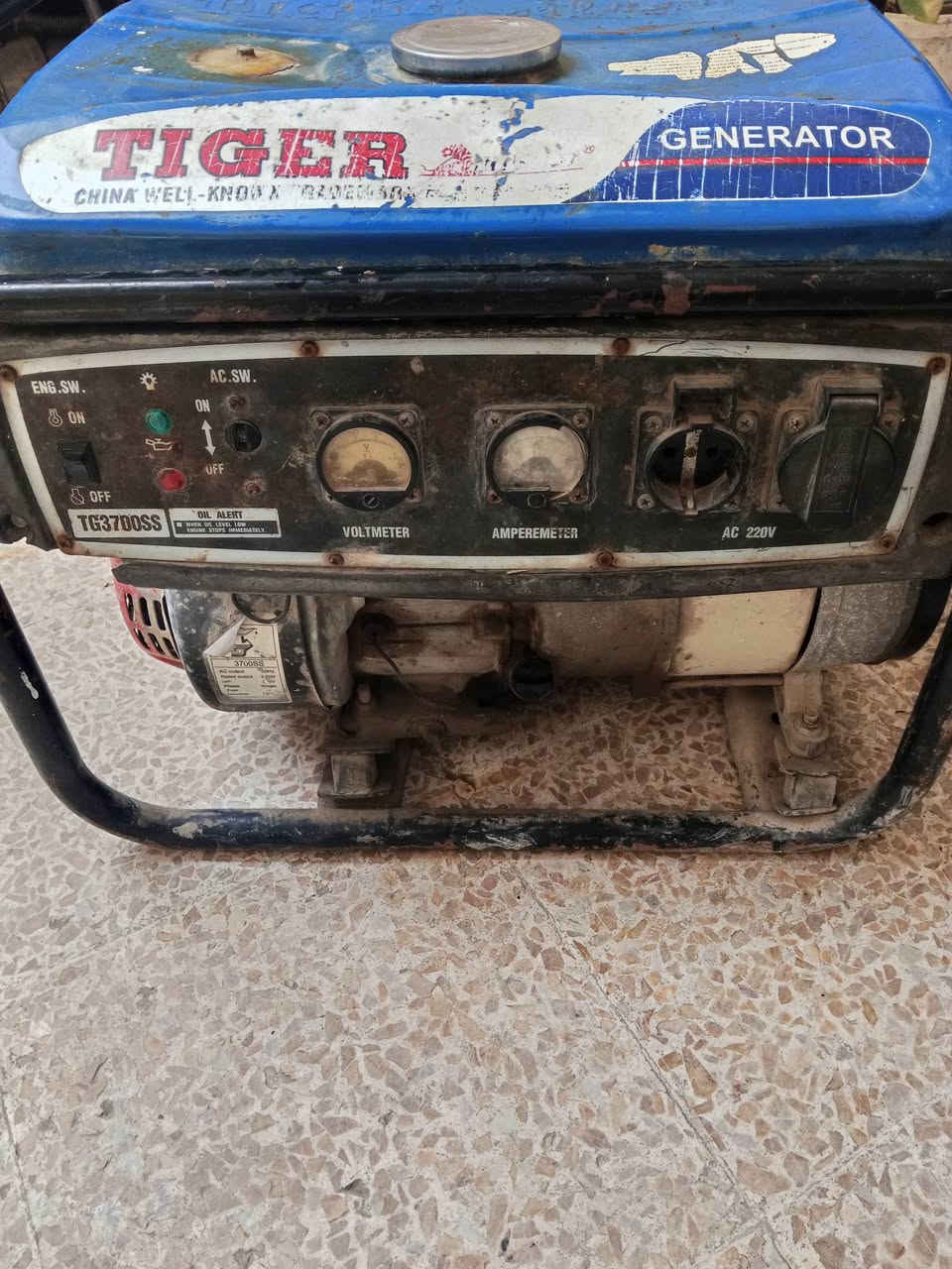 مولدات تايگر 3700 للبيع مولدتين
السعر الوحدة 120الف 
وللتواص على هذا الرقم ***********
