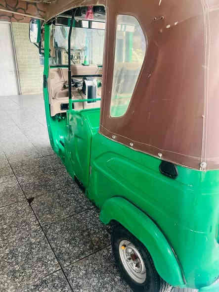 سلام عليكم تكتك مديل 22 كفاله عامه ماعد الدوس انته تعمرهن أوراق بسمي ***********
